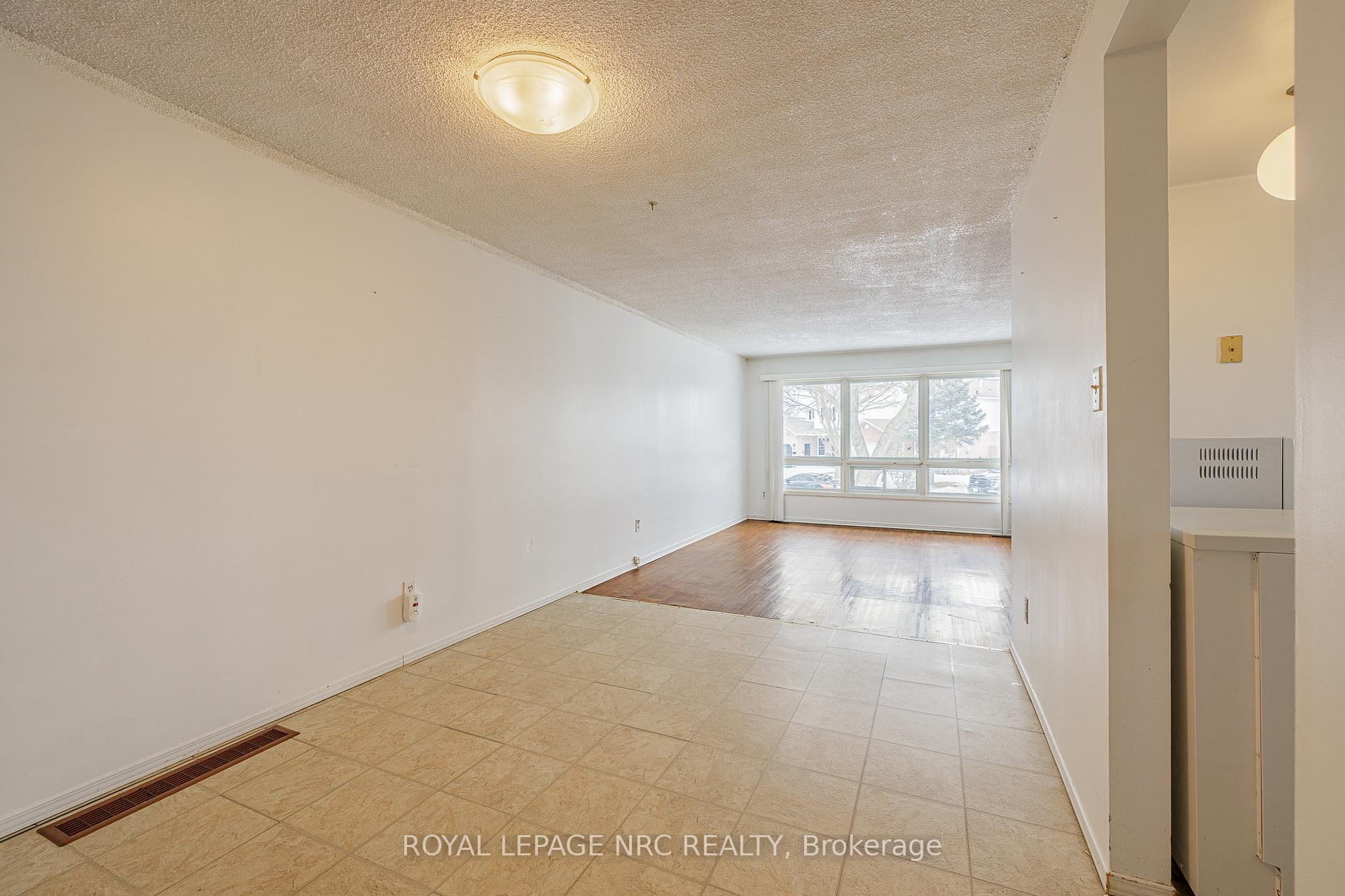 Photo 10 of 38 Buchanan Crescent, Thorold, Confederation Heights — HOMEH