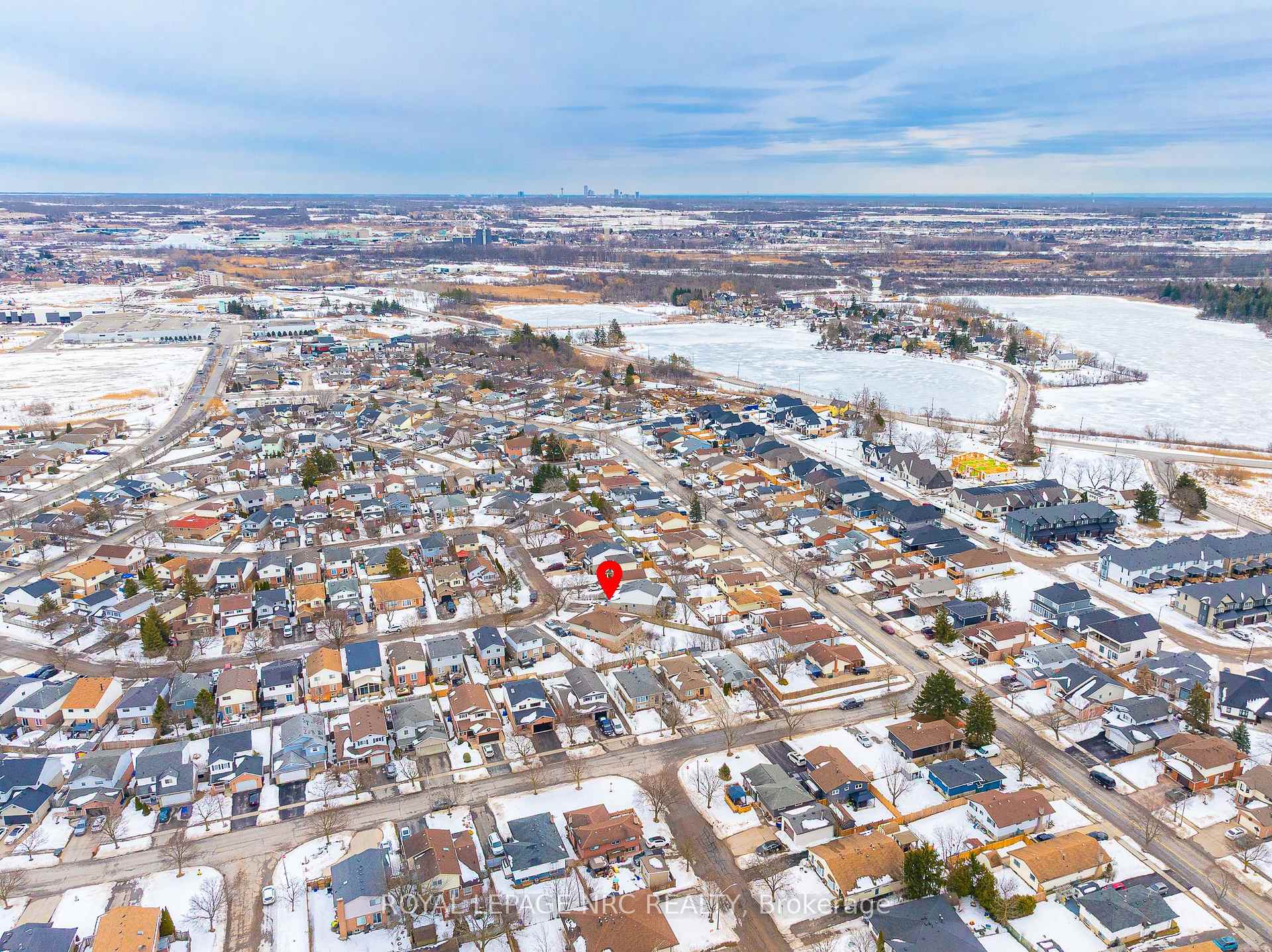 Photo 37 of 38 Buchanan Crescent, Thorold, Confederation Heights — HOMEH