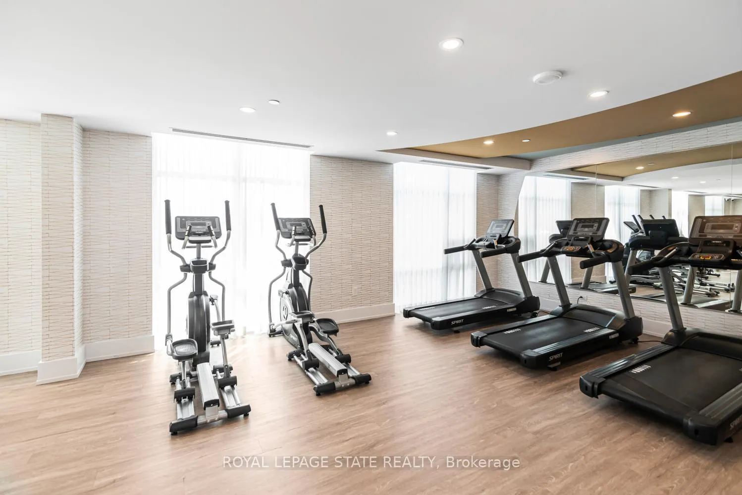 Photo 42 of Unit 1009, 470 Dundas Street E, Hamilton, Waterdown — HOMEH