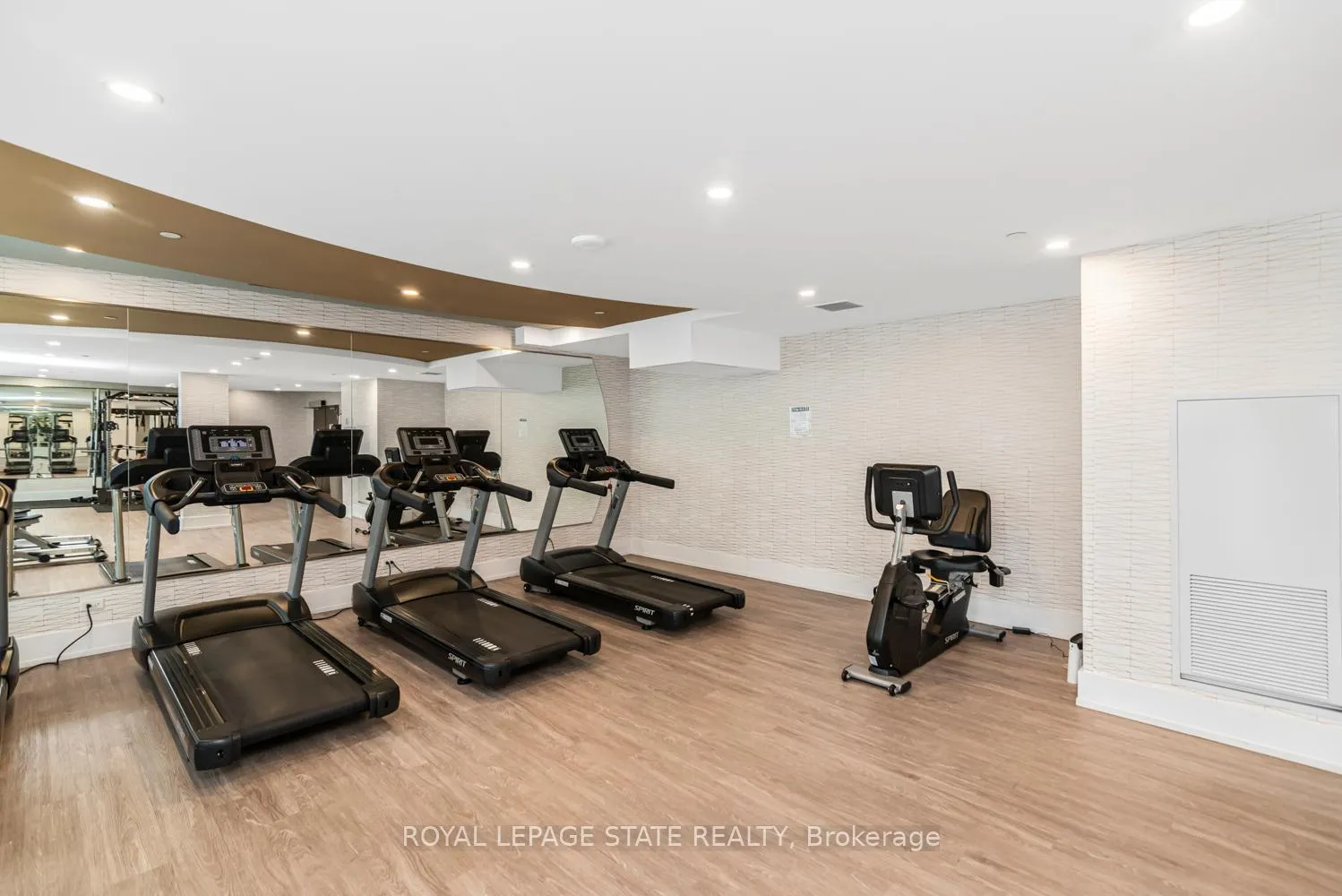 Photo 44 of Unit 1009, 470 Dundas Street E, Hamilton, Waterdown — HOMEH
