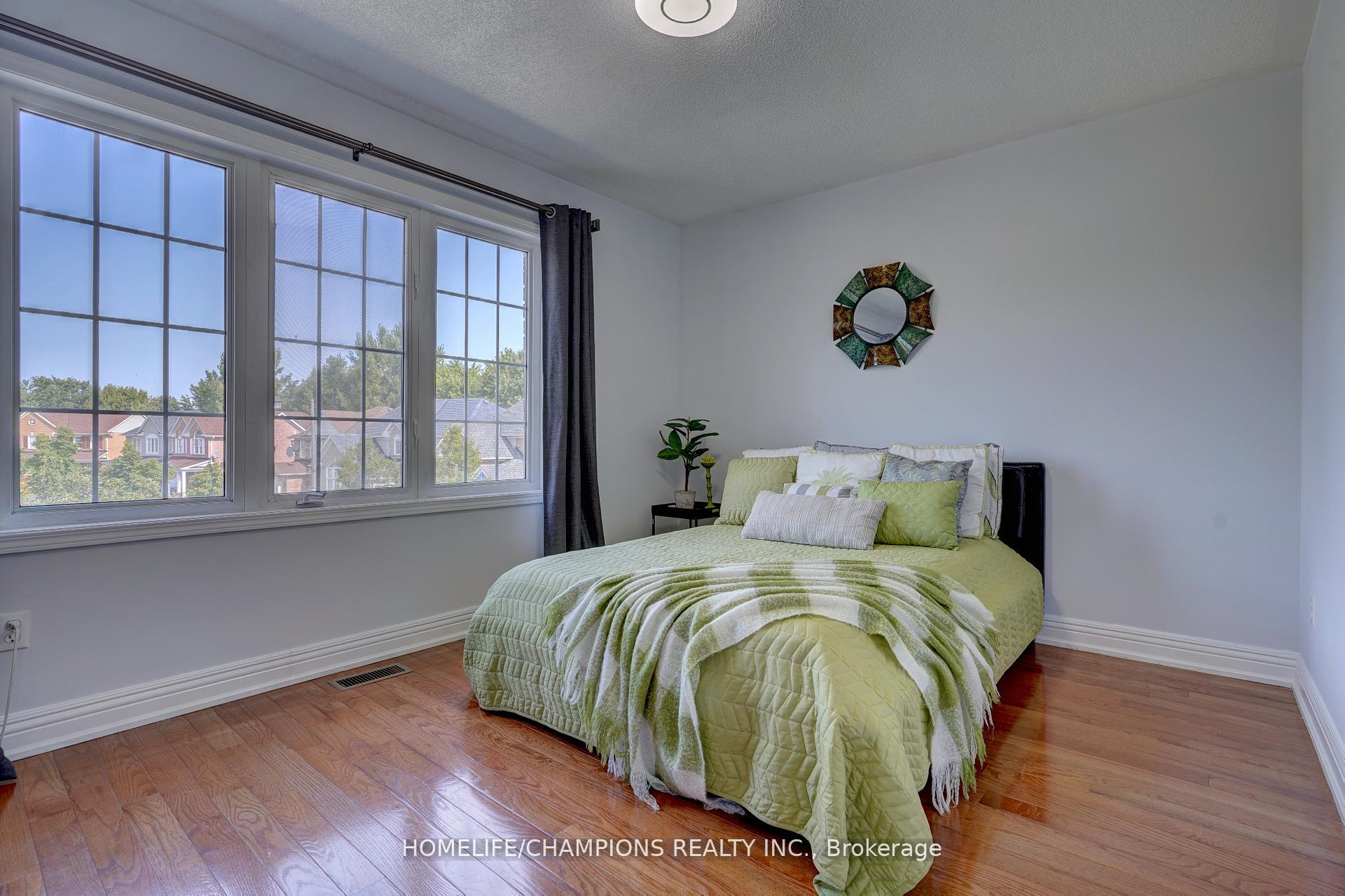 Photo 19 of 145 Raponi Circle, Scarborough, Rouge — HOMEH
