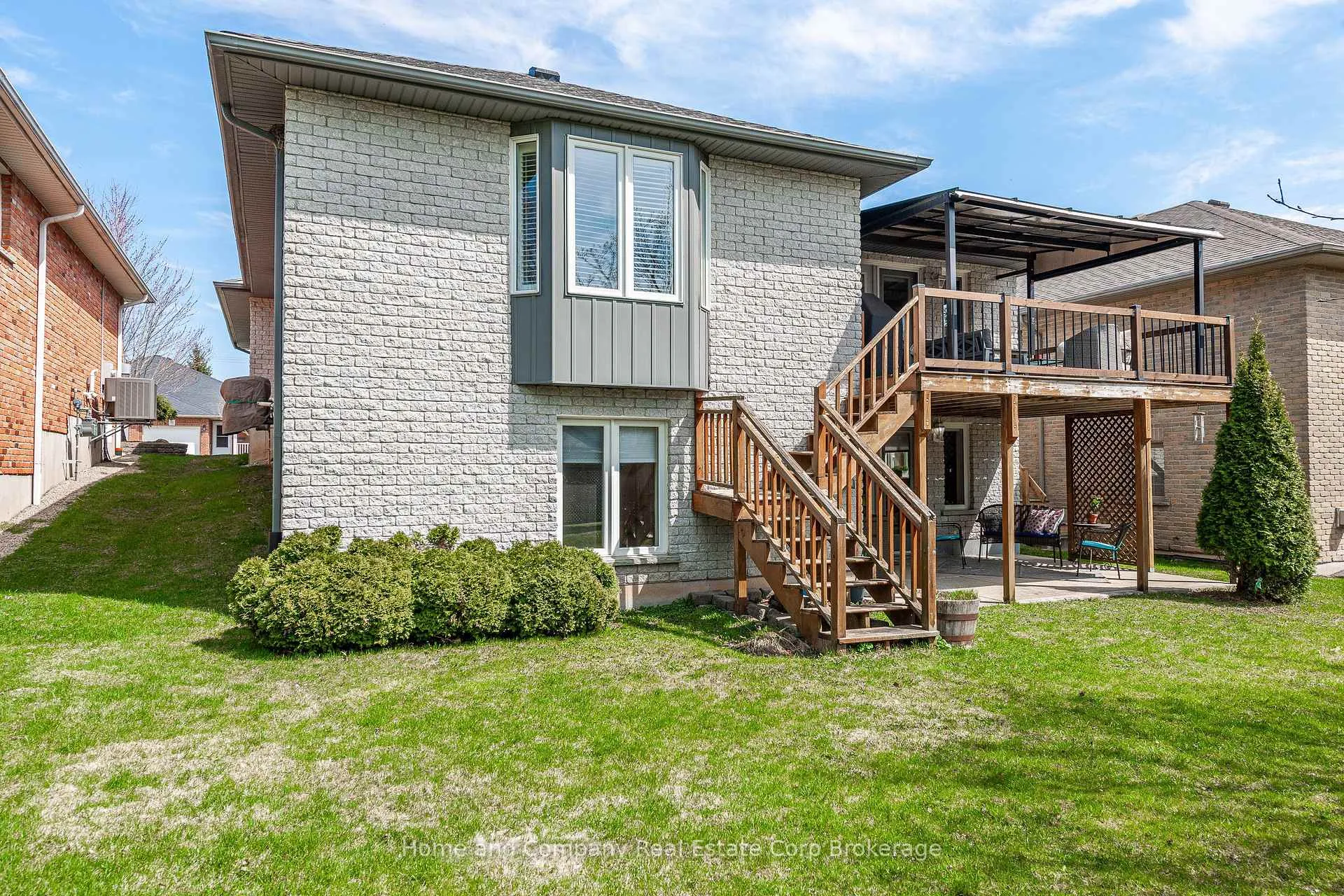 Photo 40 of 82 Gregory Crescent, Stratford — HOMEH