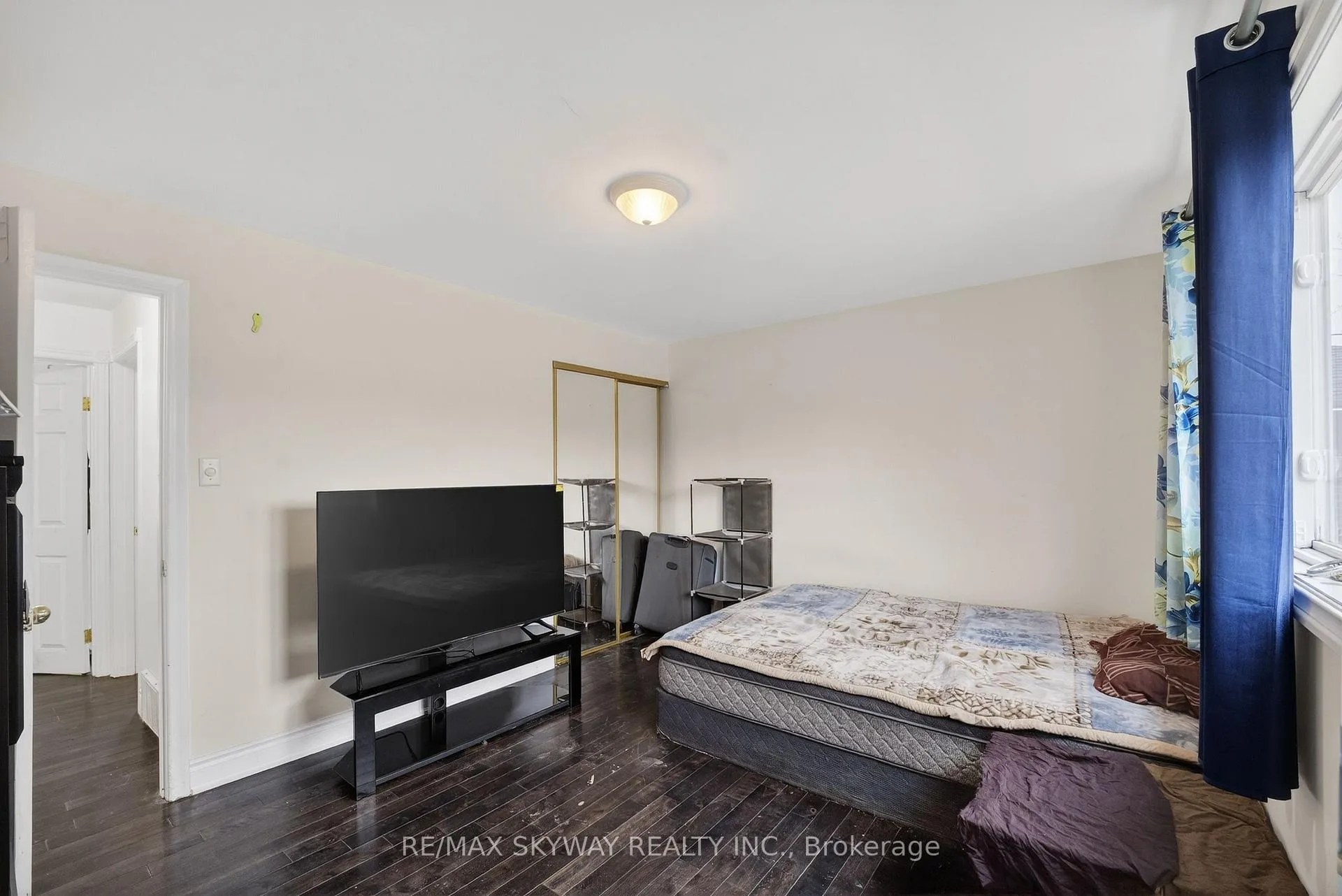 Photo 17 of 69 Argyle Crescent, Brampton, Avondale — HOMEH