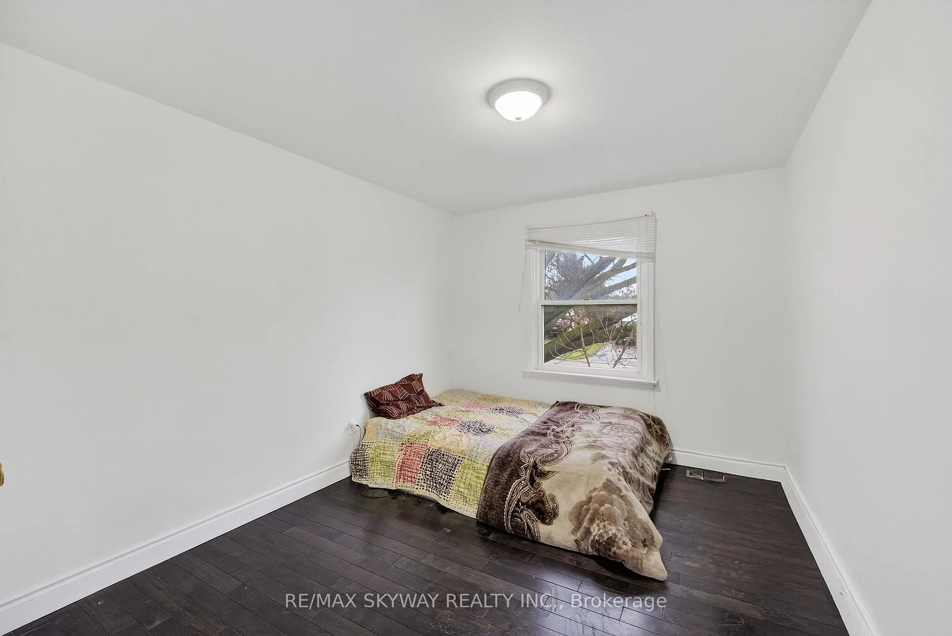 Photo 21 of 69 Argyle Crescent, Brampton, Avondale — HOMEH