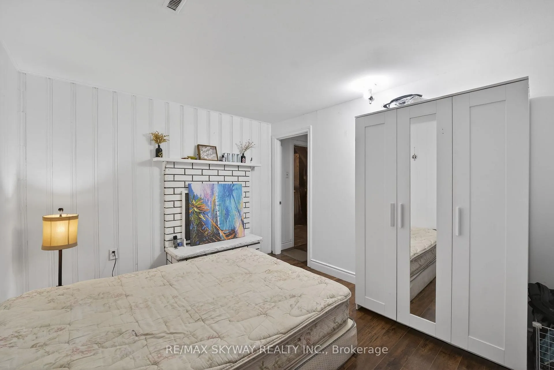 Photo 30 of 69 Argyle Crescent, Brampton, Avondale — HOMEH