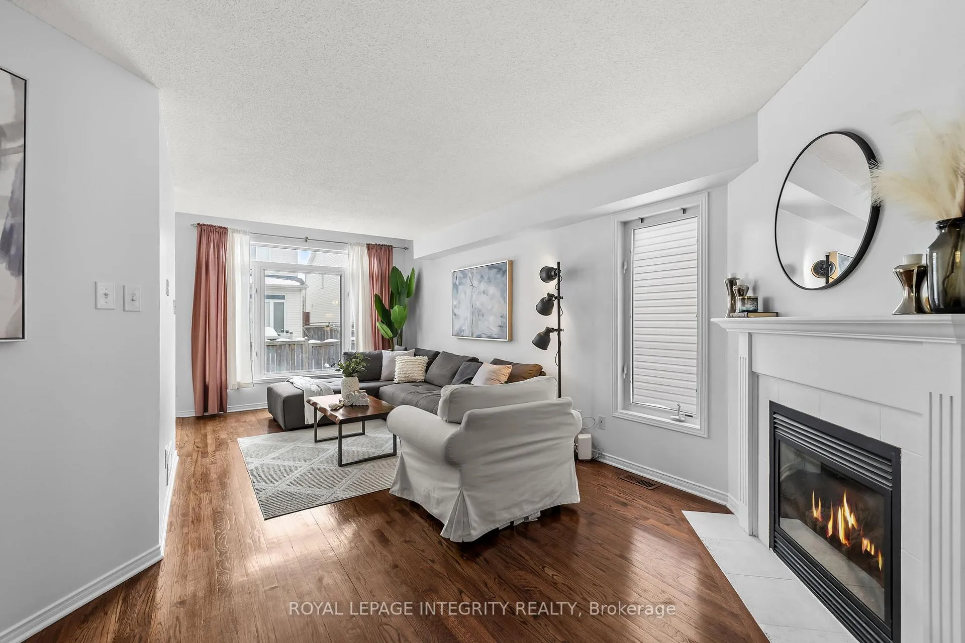 Photo 5 of 213 Opus Street, Ottawa, Kanata - Emerald Meadows/Trailwest — HOMEH