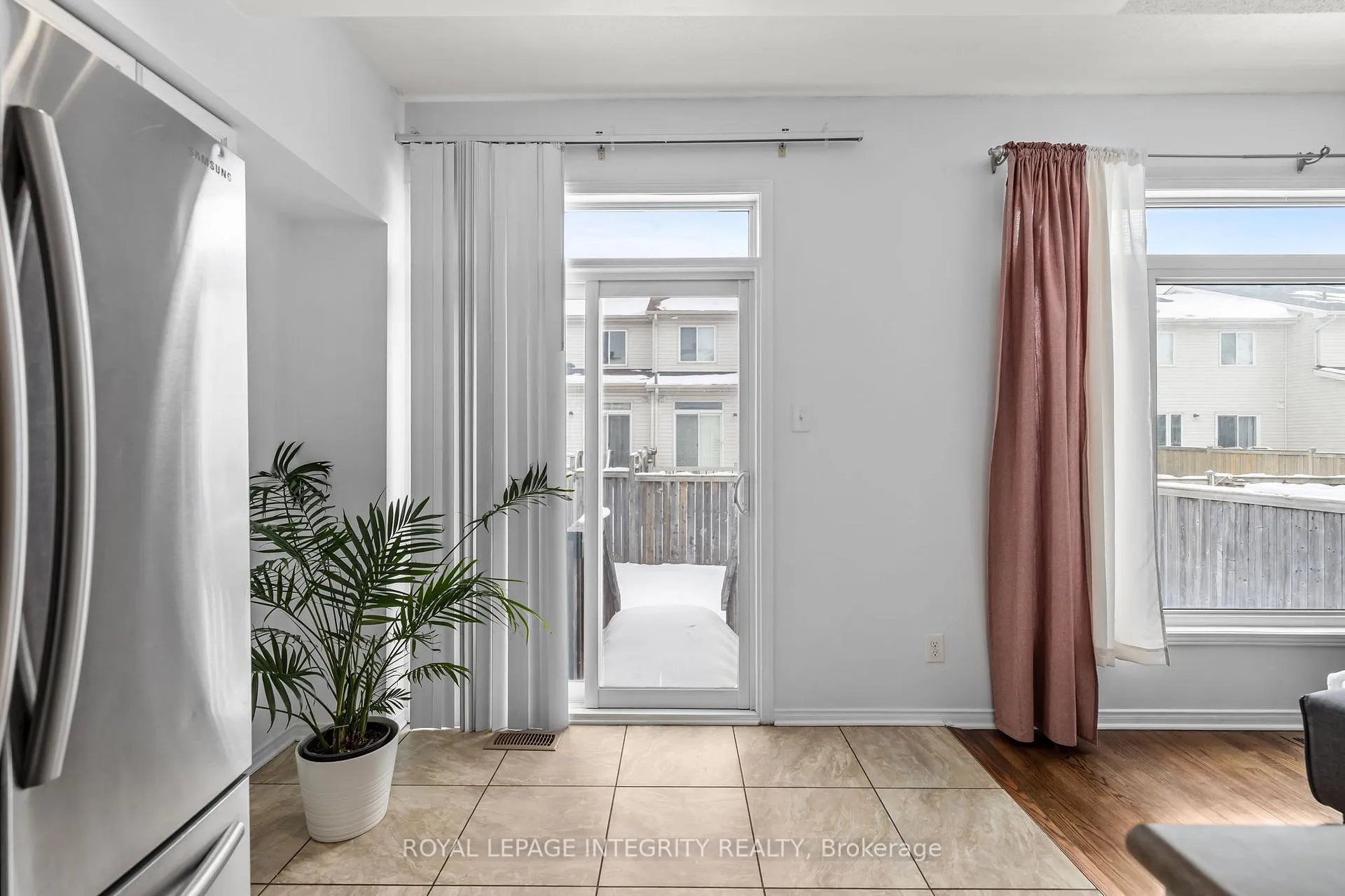 Photo 10 of 213 Opus Street, Ottawa, Kanata - Emerald Meadows/Trailwest — HOMEH