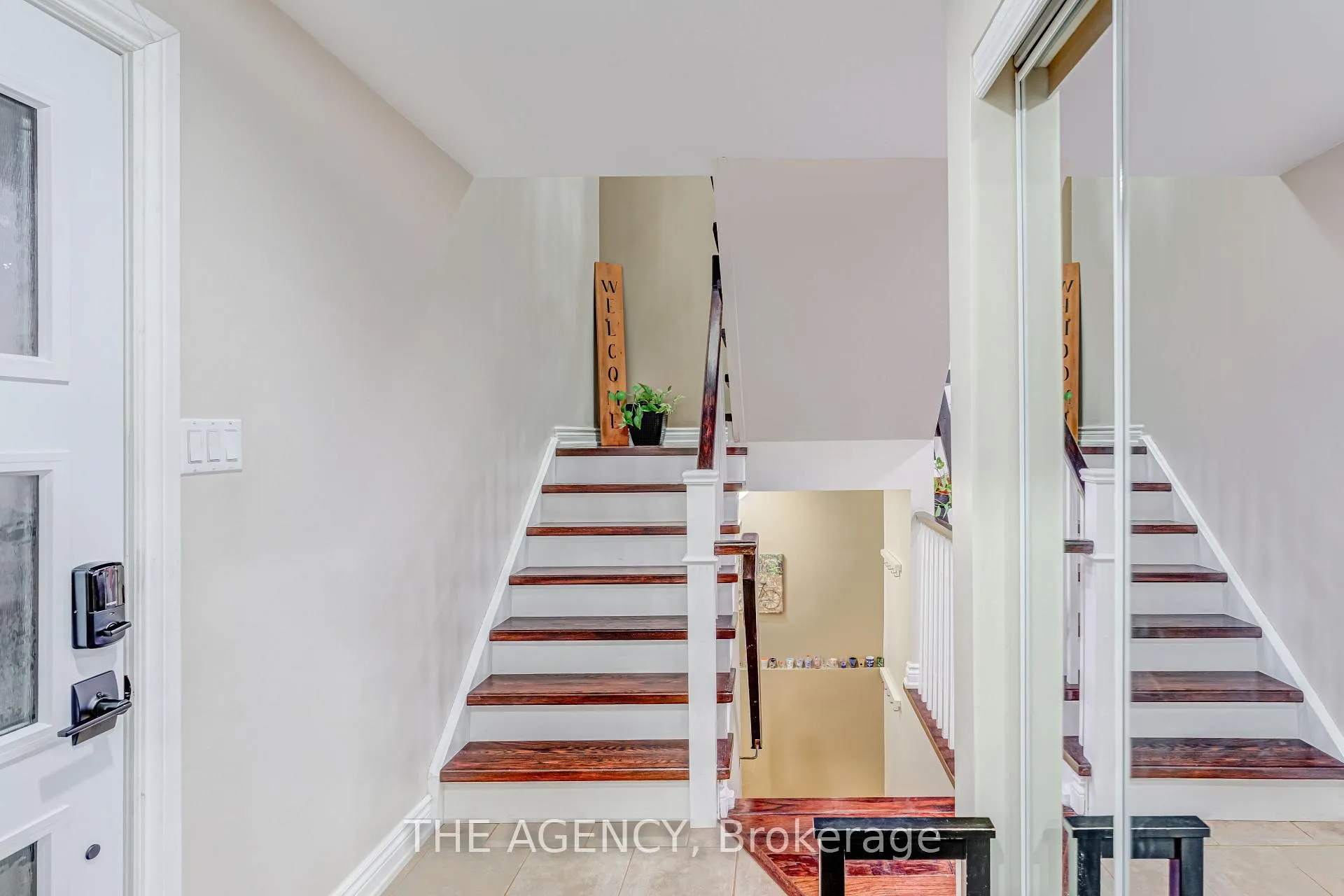 Photo 10 of 513 Alder Court, Pickering, Amberlea — HOMEH