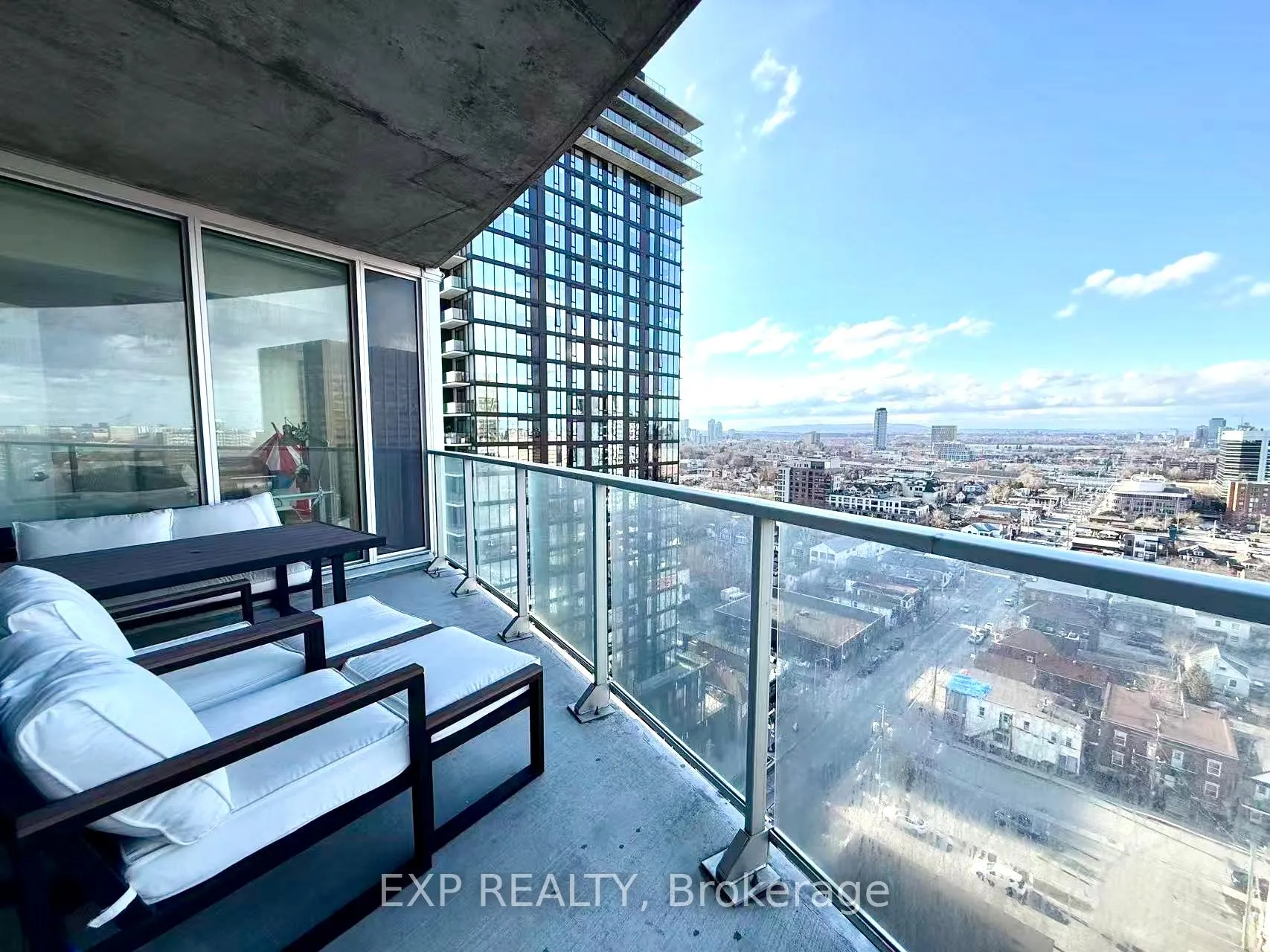 Photo 11 of Unit 1501, 805 Carling Avenue, Ottawa, West Centre Town — HOMEH