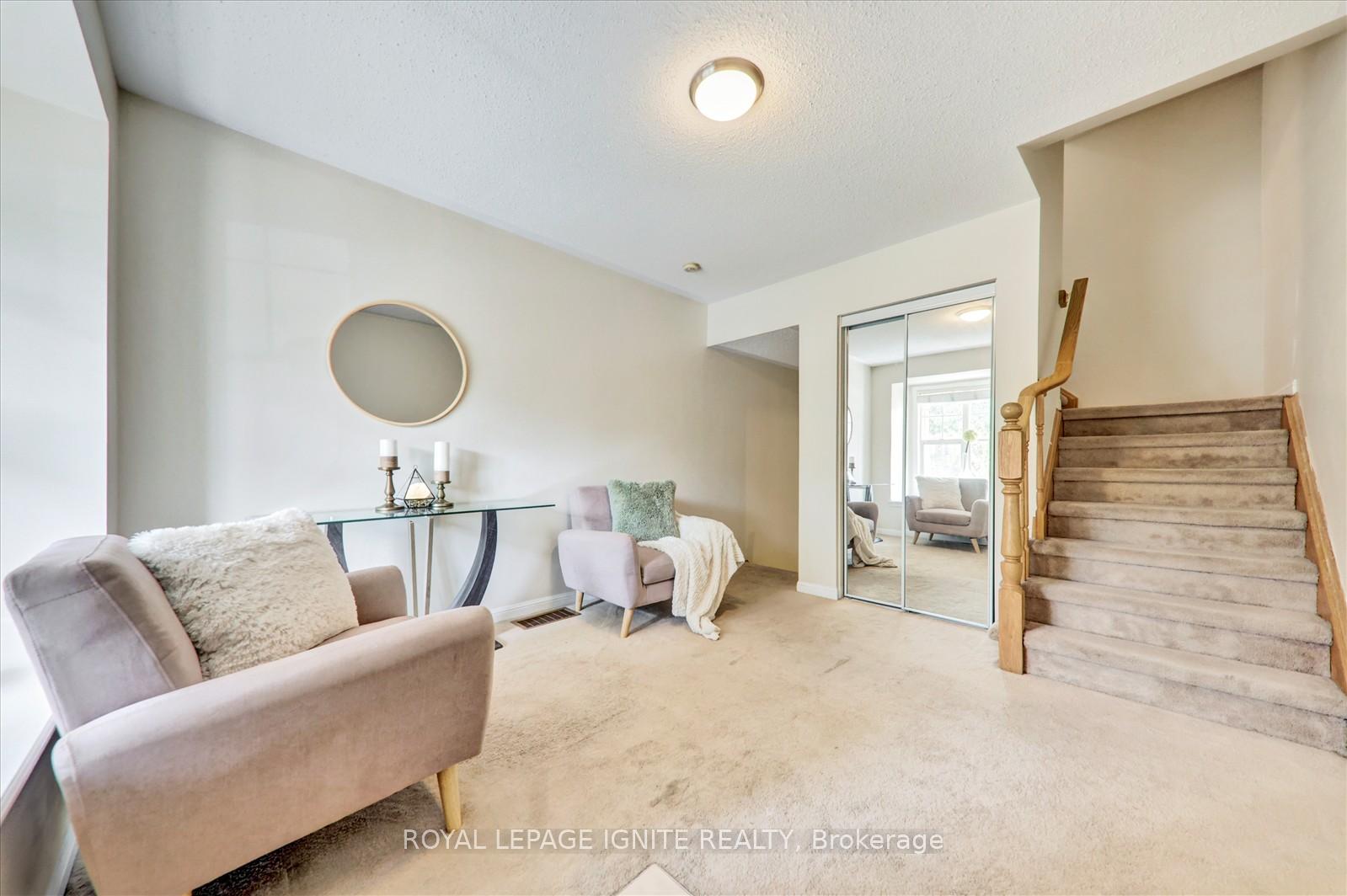 Photo 7 of 21 Ecopark Gate, Scarborough, Rouge — HOMEH