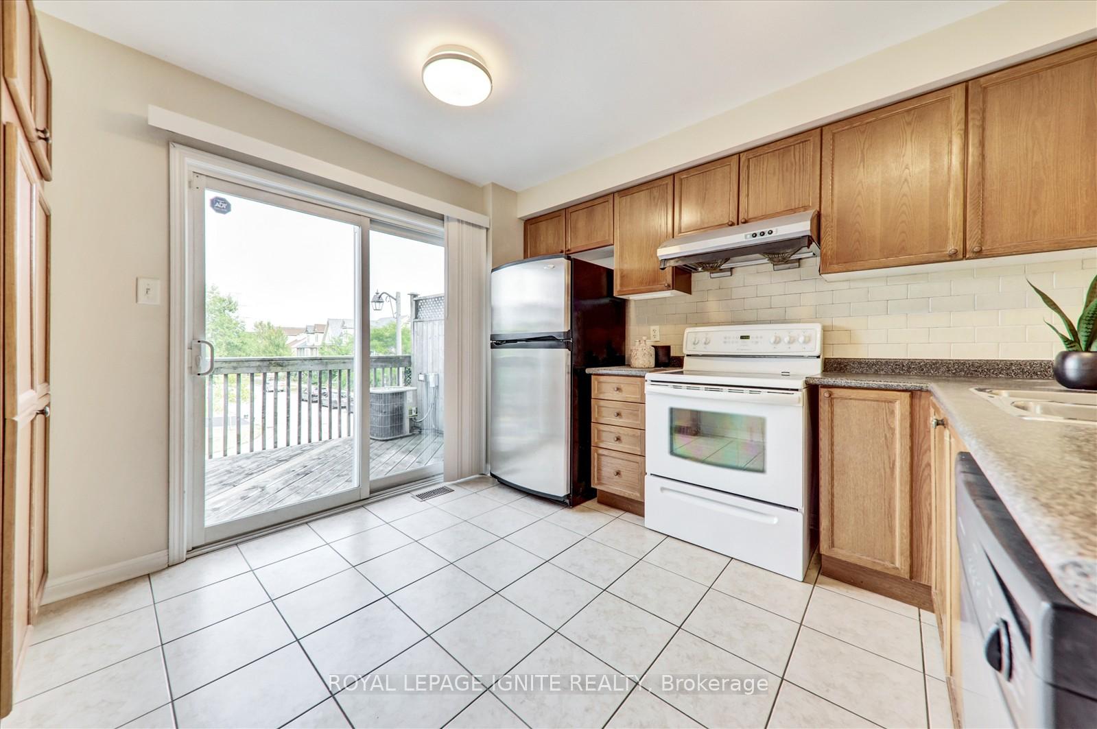 Photo 15 of 21 Ecopark Gate, Scarborough, Rouge — HOMEH