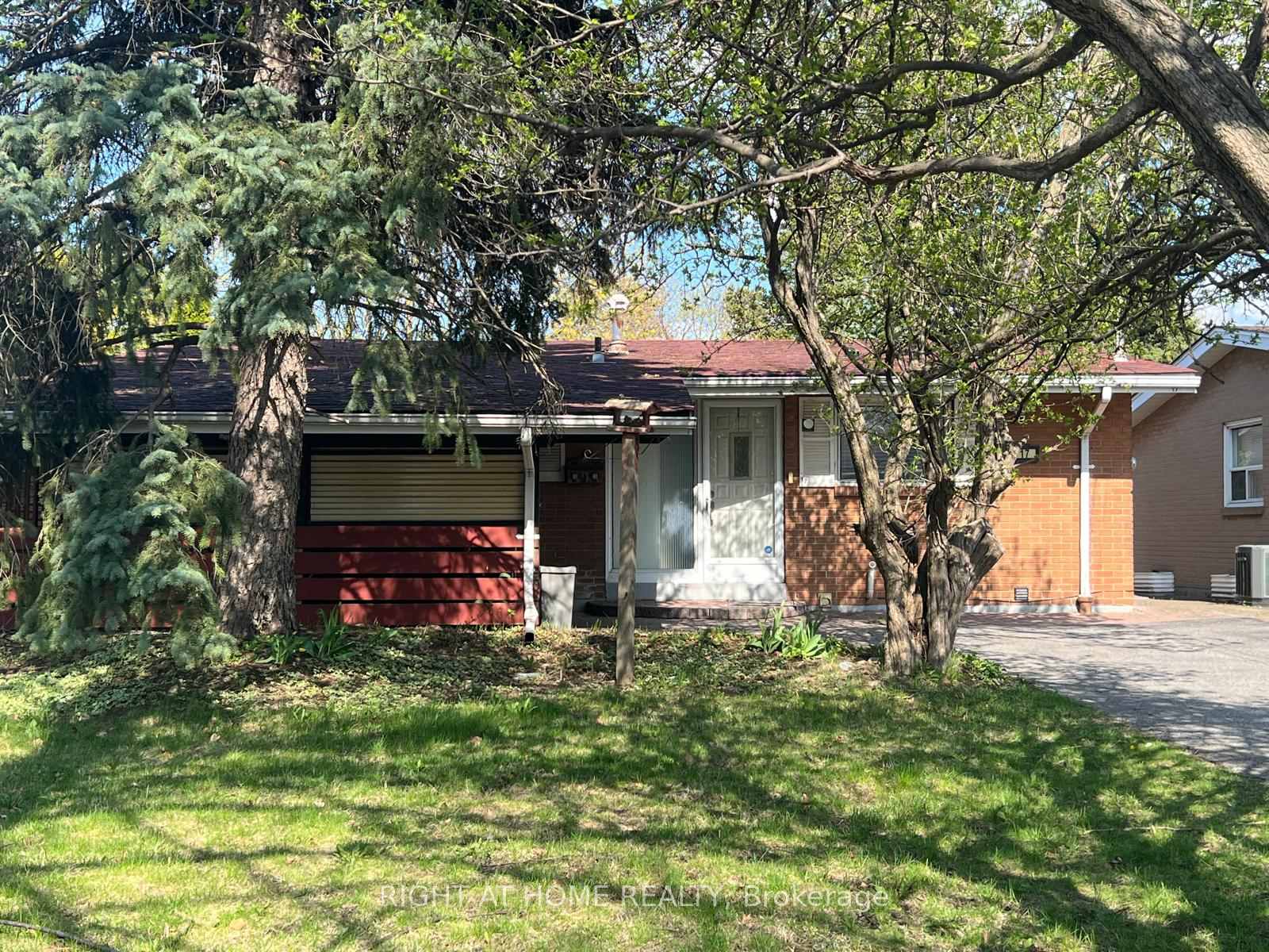 Photo 5 of 17 Brookridge Drive, Scarborough, Bendale — HOMEH