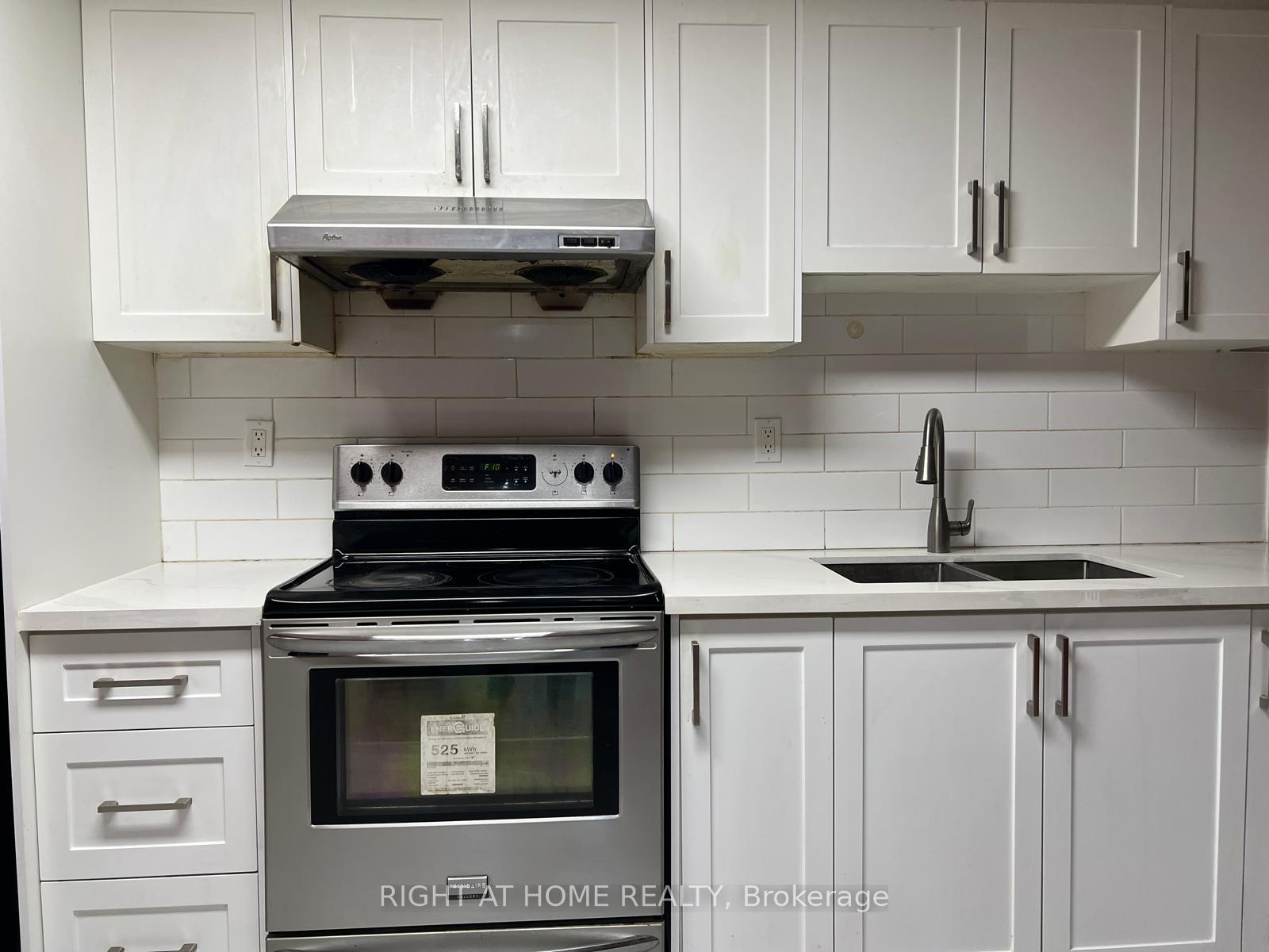 Photo 12 of 17 Brookridge Drive, Scarborough, Bendale — HOMEH