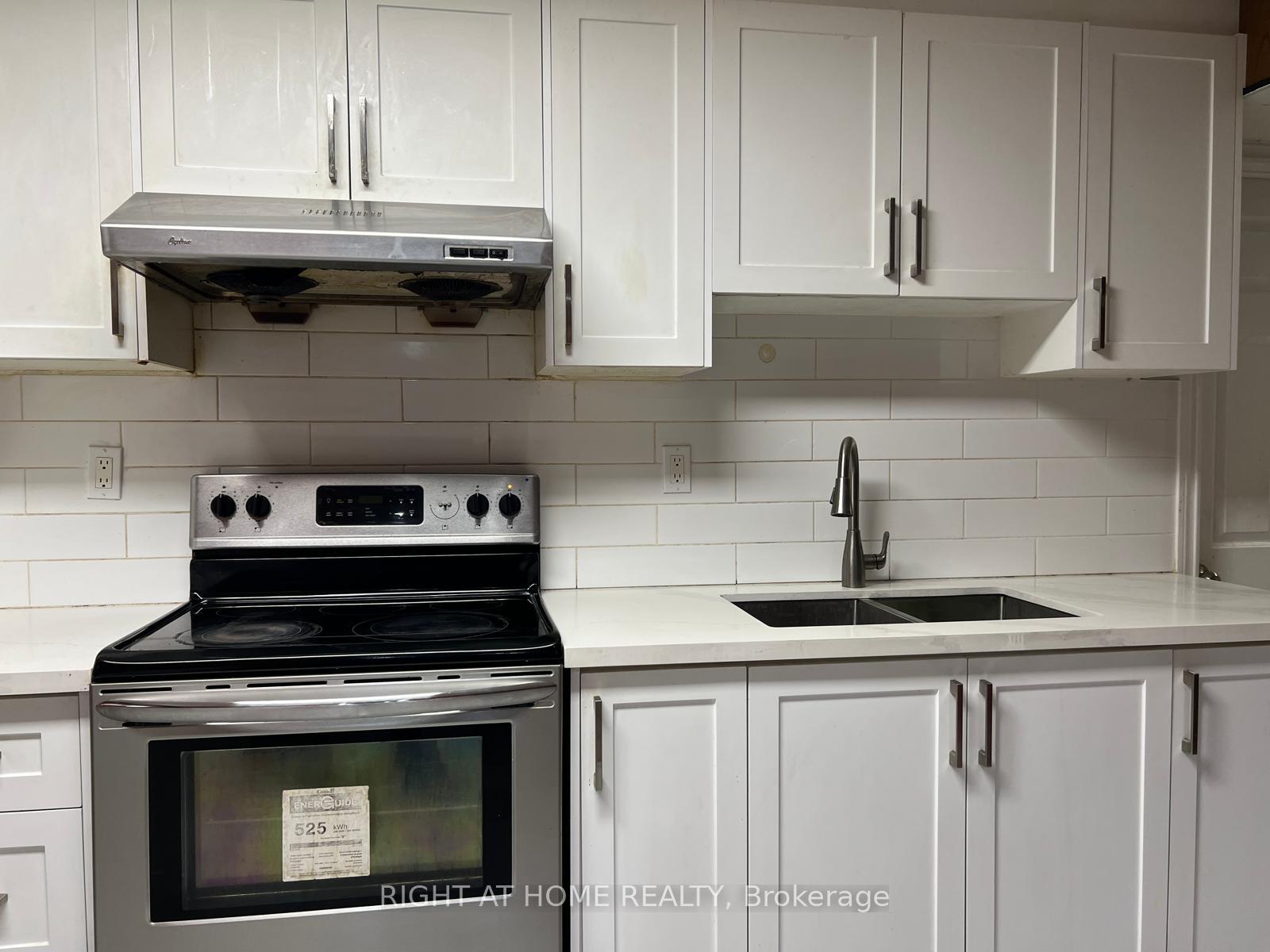 Photo 15 of 17 Brookridge Drive, Scarborough, Bendale — HOMEH
