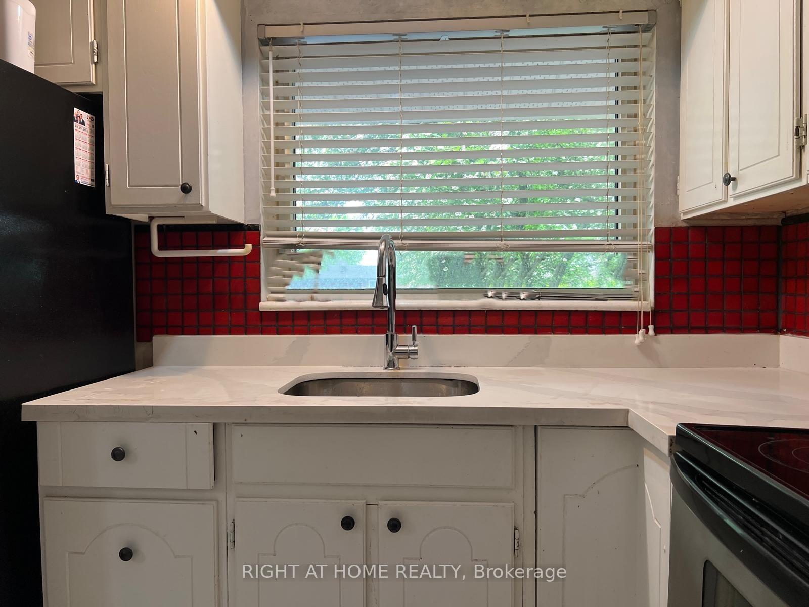 Photo 18 of 17 Brookridge Drive, Scarborough, Bendale — HOMEH