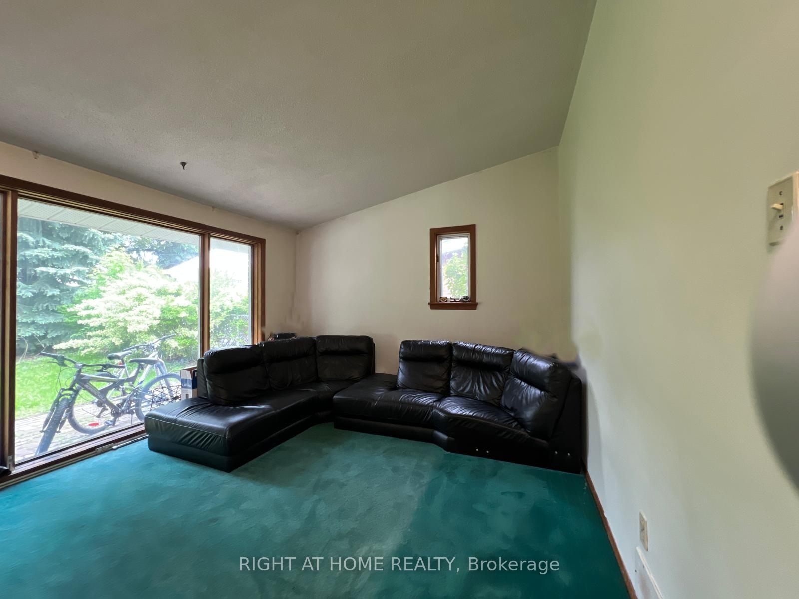 Photo 23 of 17 Brookridge Drive, Scarborough, Bendale — HOMEH