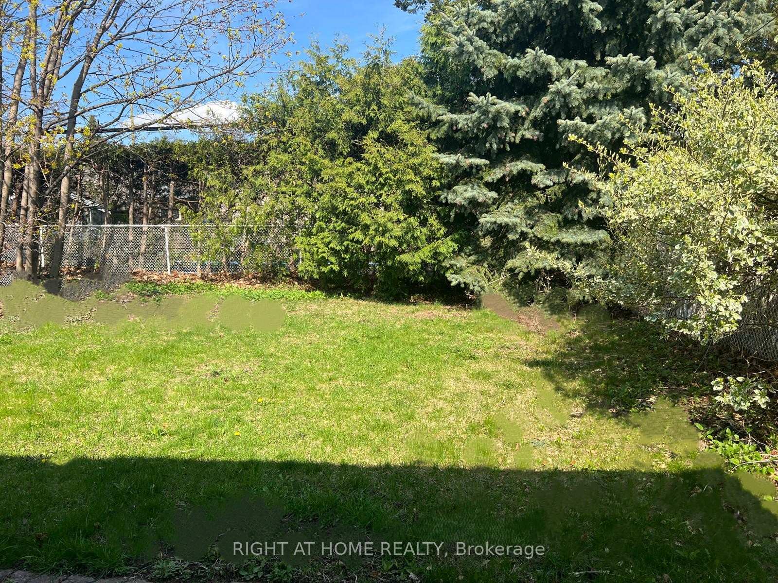 Photo 32 of 17 Brookridge Drive, Scarborough, Bendale — HOMEH
