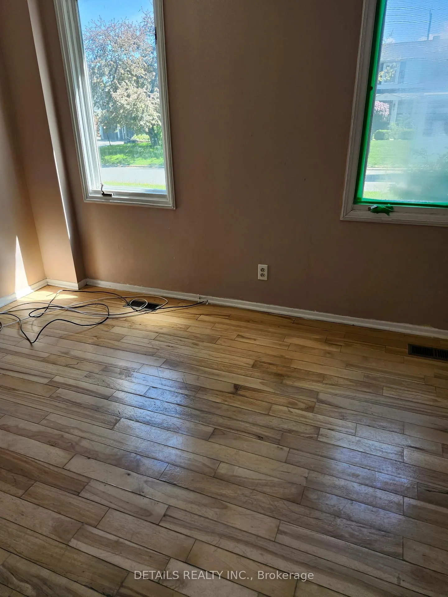 Photo 9 of 46 Beaumaris Drive, Ottawa, Bruce Farm/Graham Park/Qualicum/Bellands — HOMEH