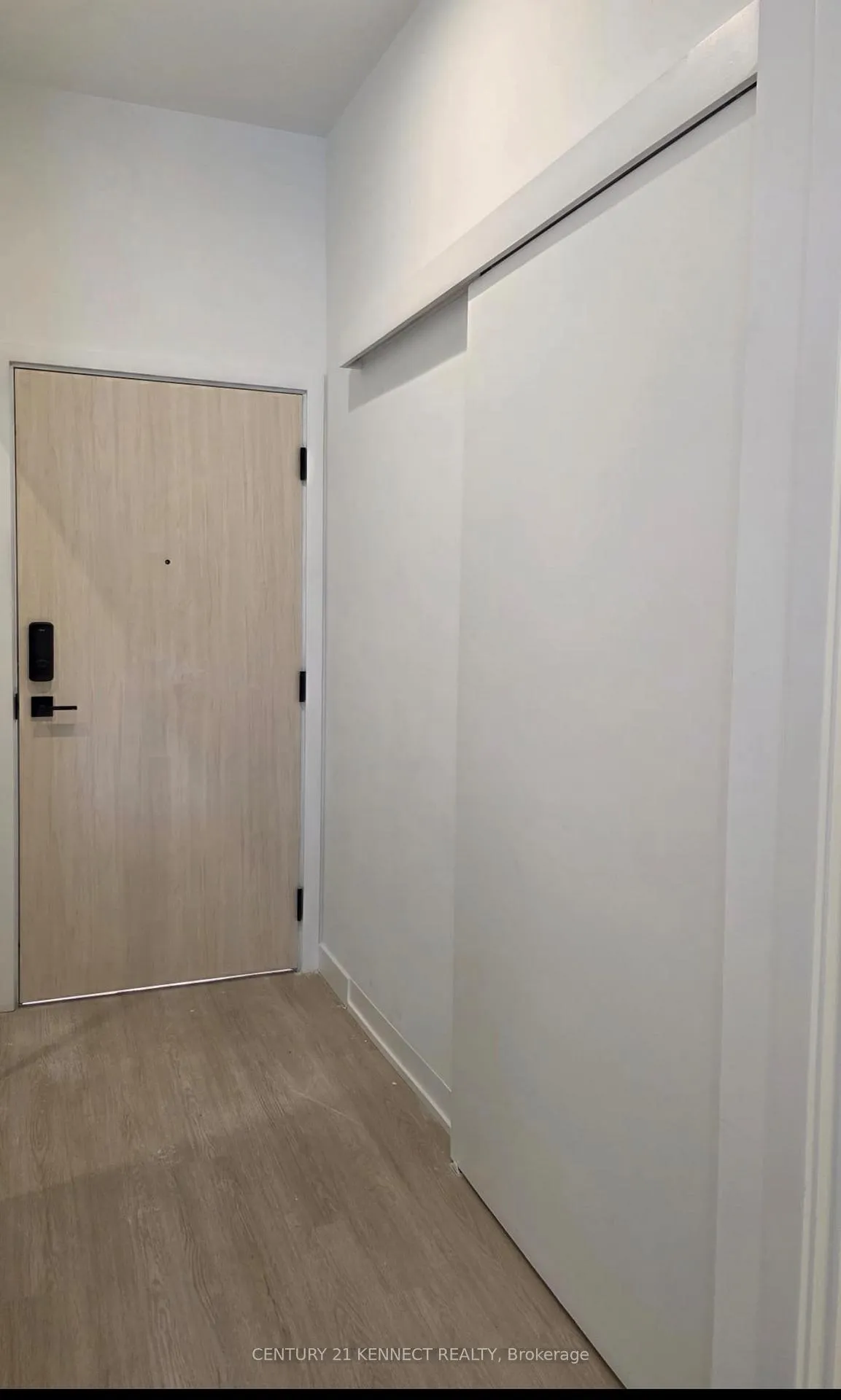 Photo 14 of Unit 101, 699 Sheppard Avenue E, North York, Bayview Village — HOMEH