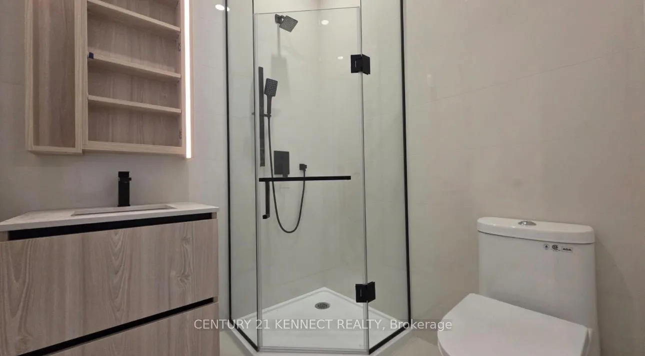 Photo 21 of Unit 101, 699 Sheppard Avenue E, North York, Bayview Village — HOMEH