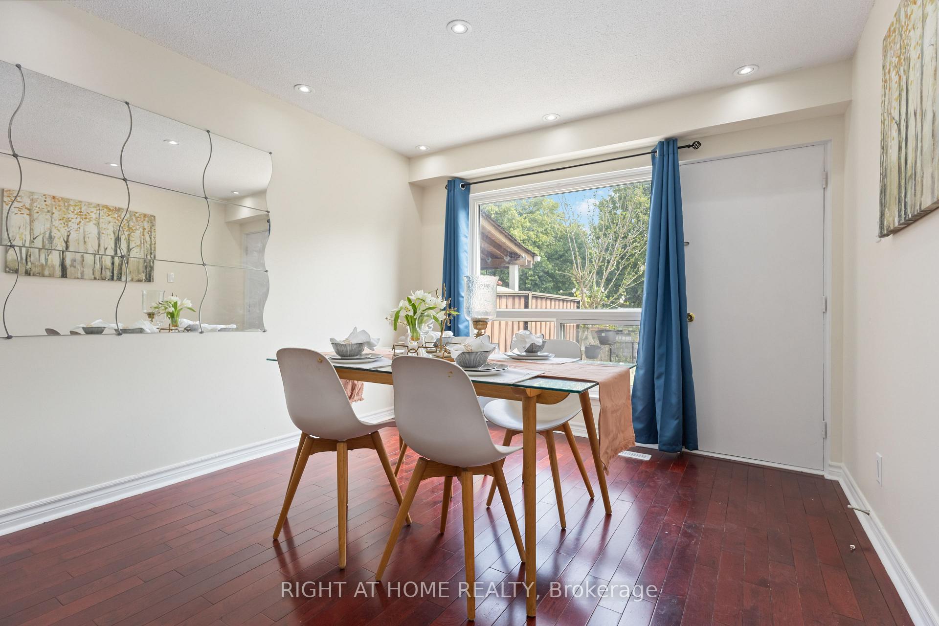 Photo 12 of 77 Lowry Square, Scarborough, Malvern — HOMEH