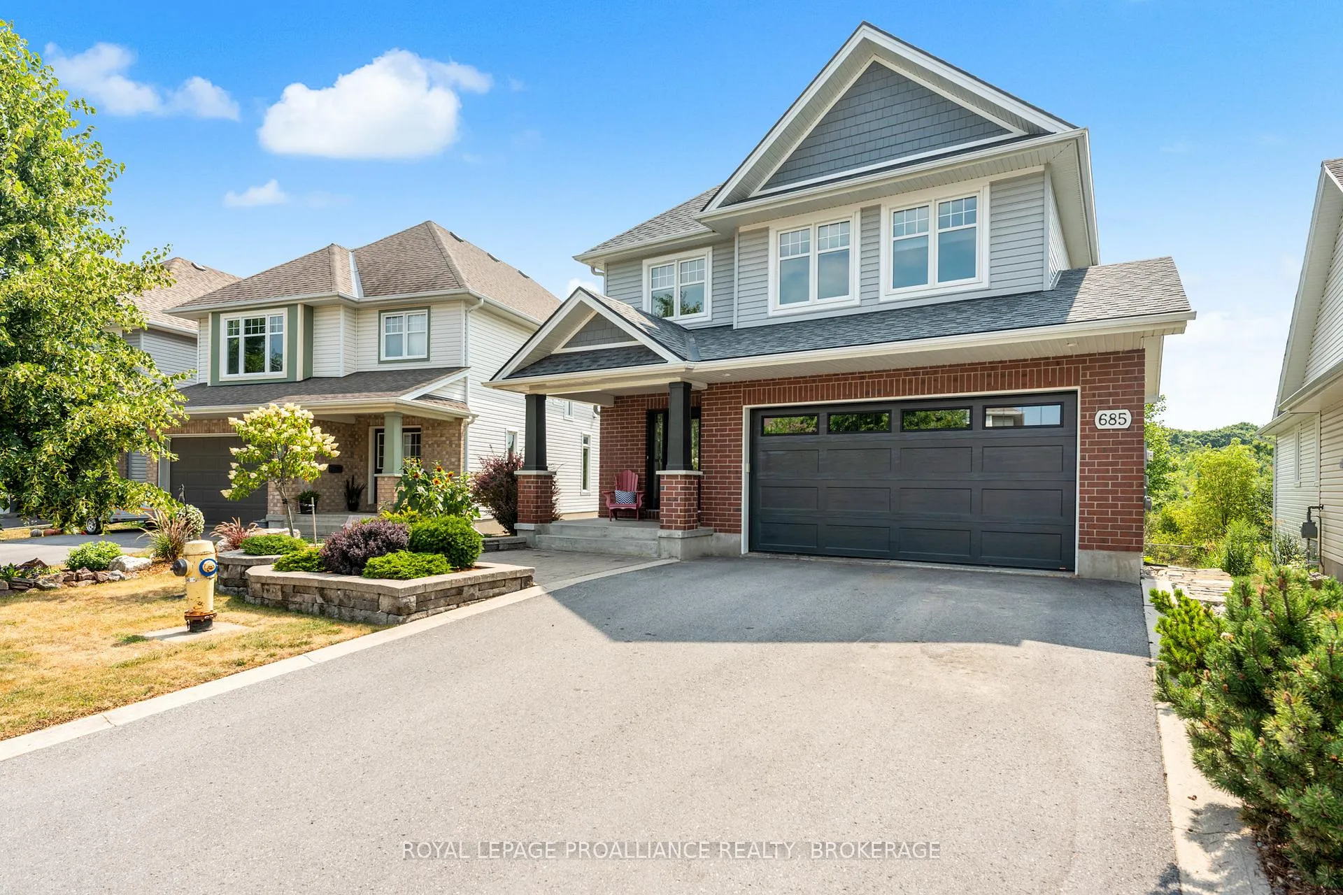 Photo 2 of 685 Fieldstone Drive, Kingston, Kingston East (Incl Barret Crt) — HOMEH