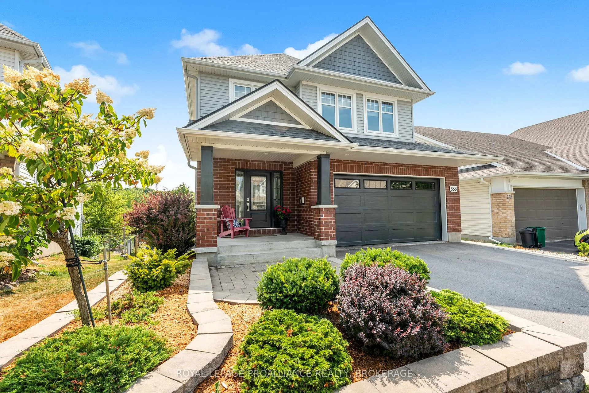 Photo 3 of 685 Fieldstone Drive, Kingston, Kingston East (Incl Barret Crt) — HOMEH
