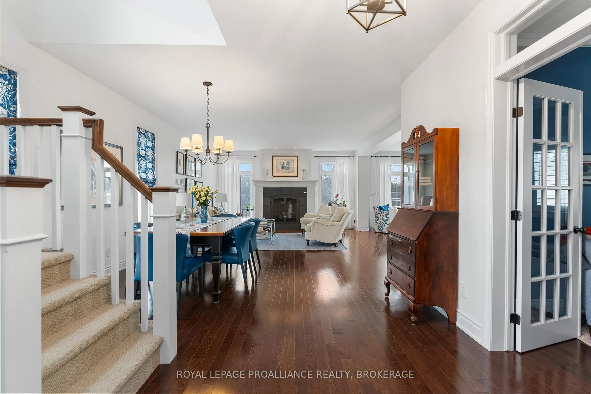 Photo 11 of 685 Fieldstone Drive, Kingston, Kingston East (Incl Barret Crt) — HOMEH