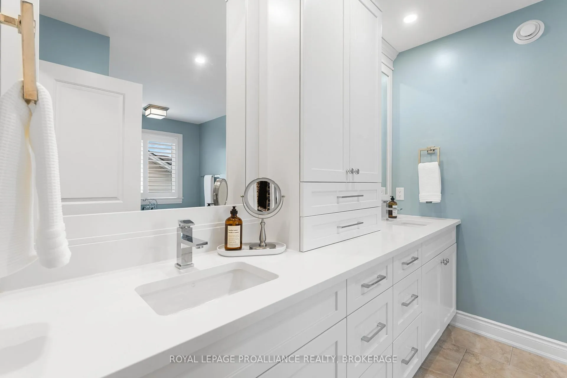 Photo 24 of 685 Fieldstone Drive, Kingston, Kingston East (Incl Barret Crt) — HOMEH