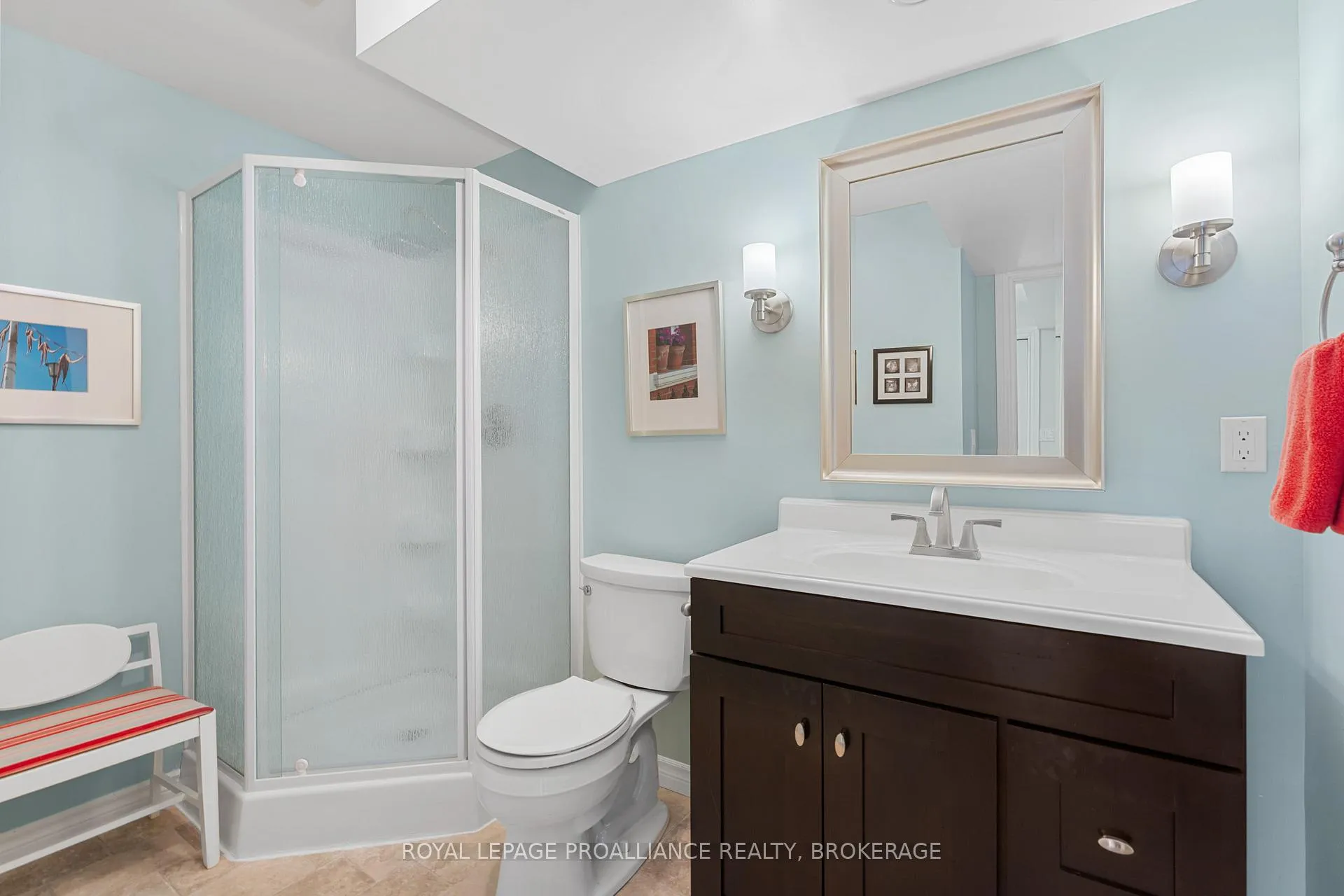 Photo 37 of 685 Fieldstone Drive, Kingston, Kingston East (Incl Barret Crt) — HOMEH