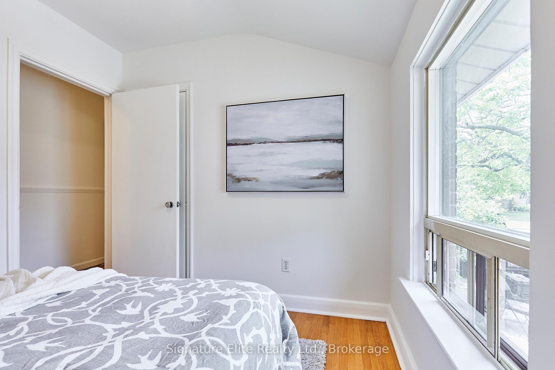 Photo 18 of 25 Farmbrook Road, Scarborough, Woburn — HOMEH