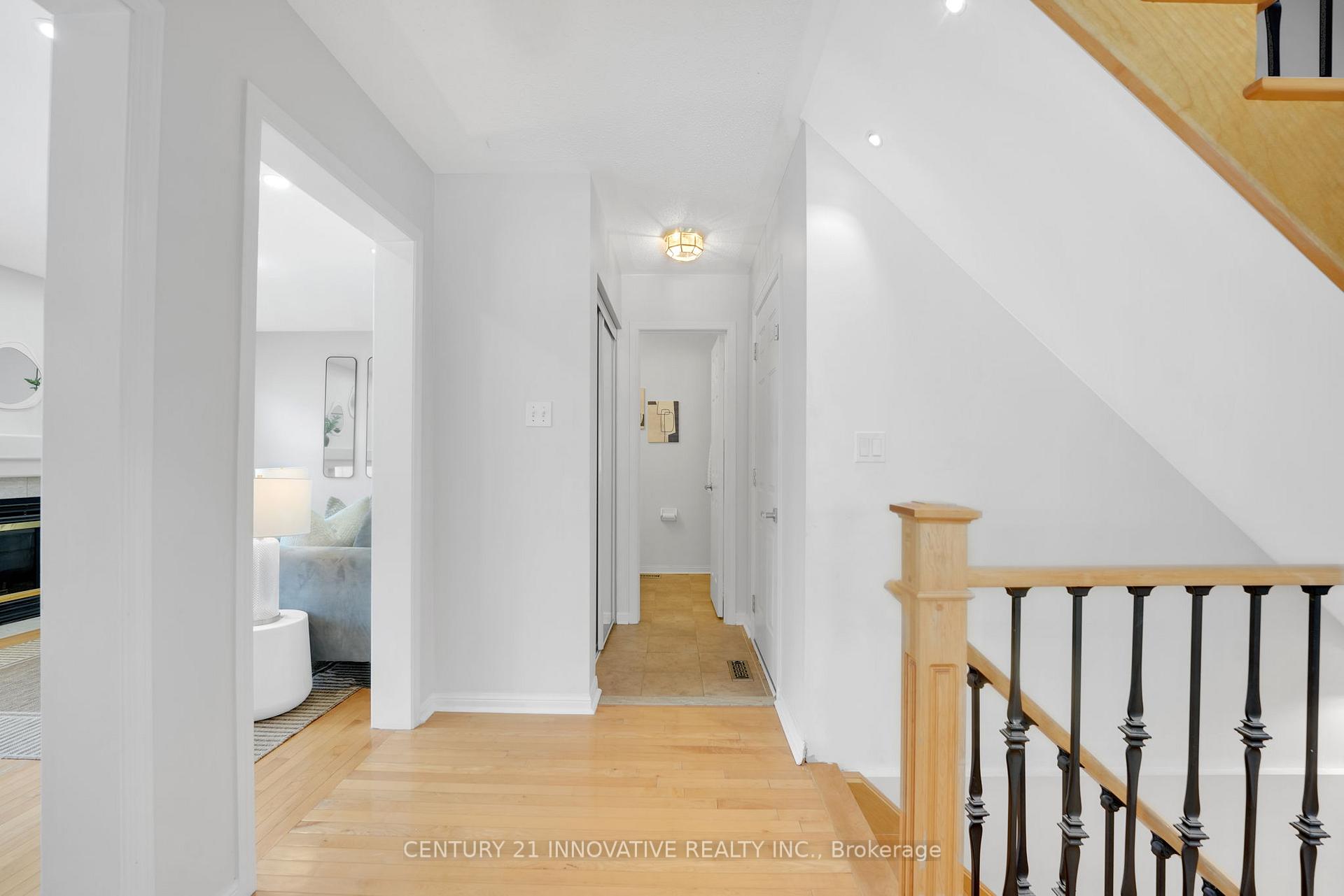 Photo 8 of 12 Knotwood Crescent, Scarborough, Rouge — HOMEH
