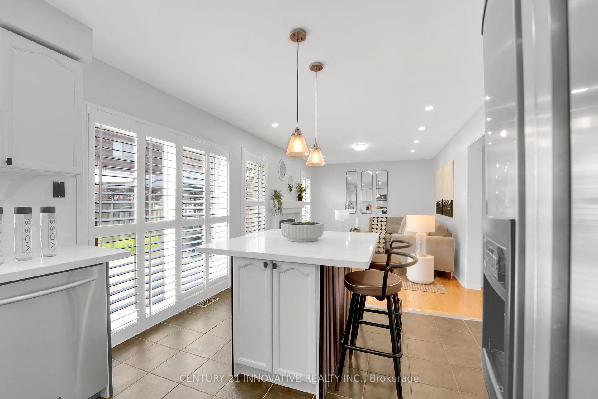 Photo 13 of 12 Knotwood Crescent, Scarborough, Rouge — HOMEH