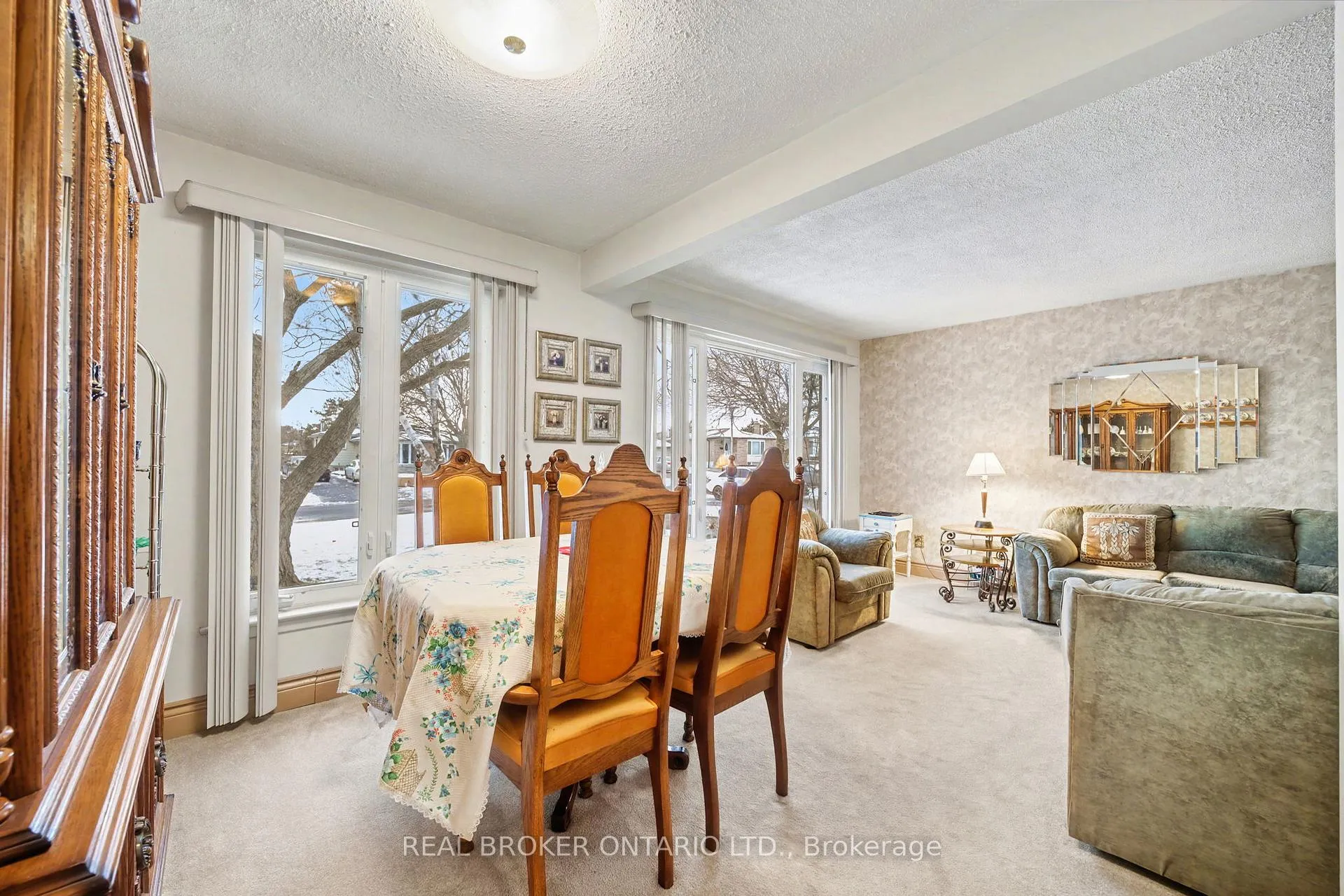 Photo 8 of 40 Flavian Crescent, Brampton, Southgate — HOMEH