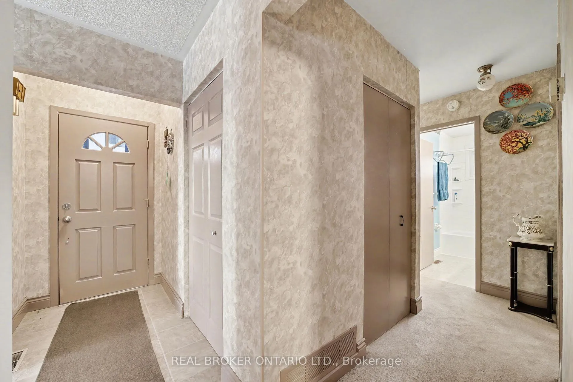 Photo 15 of 40 Flavian Crescent, Brampton, Southgate — HOMEH