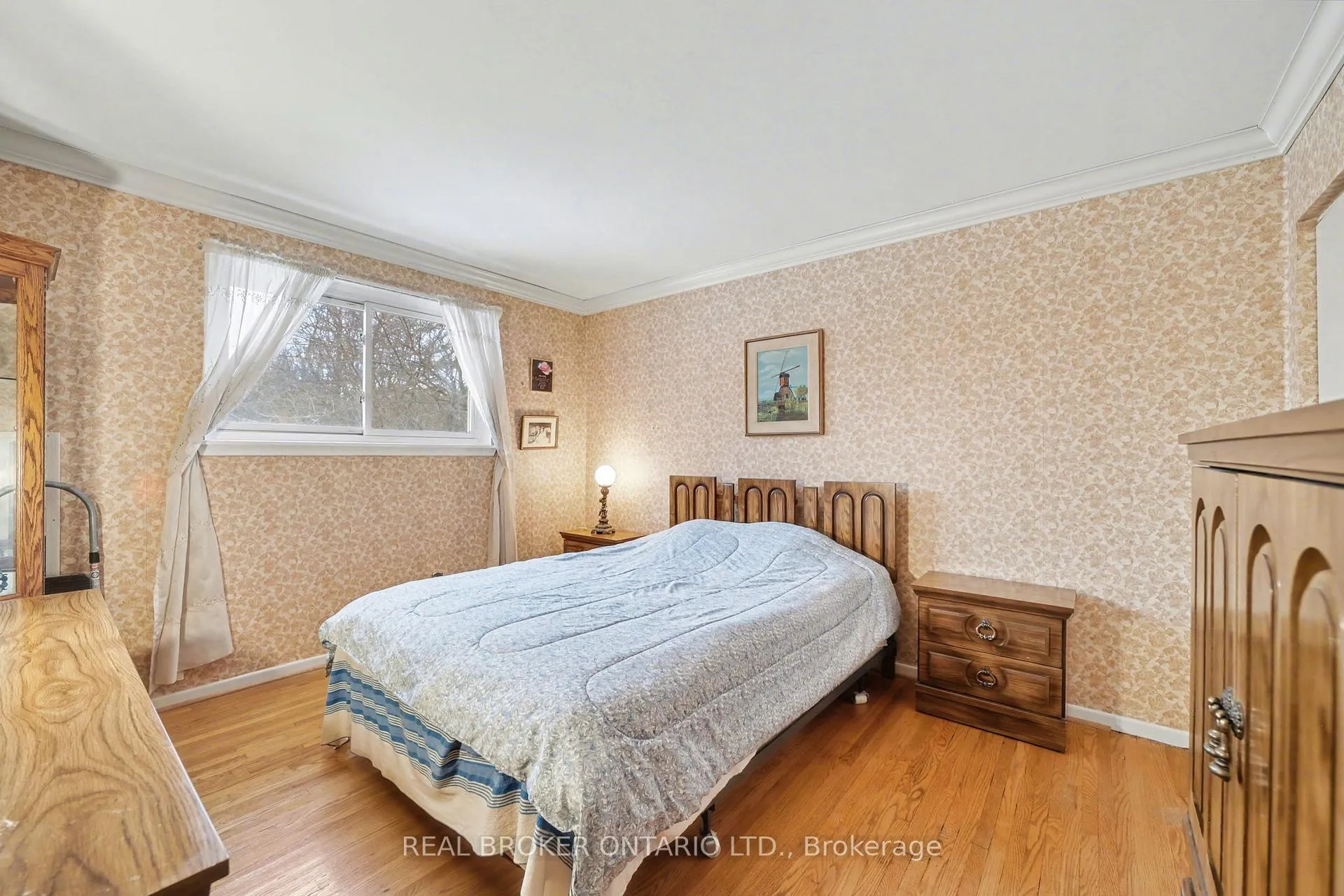 Photo 17 of 40 Flavian Crescent, Brampton, Southgate — HOMEH
