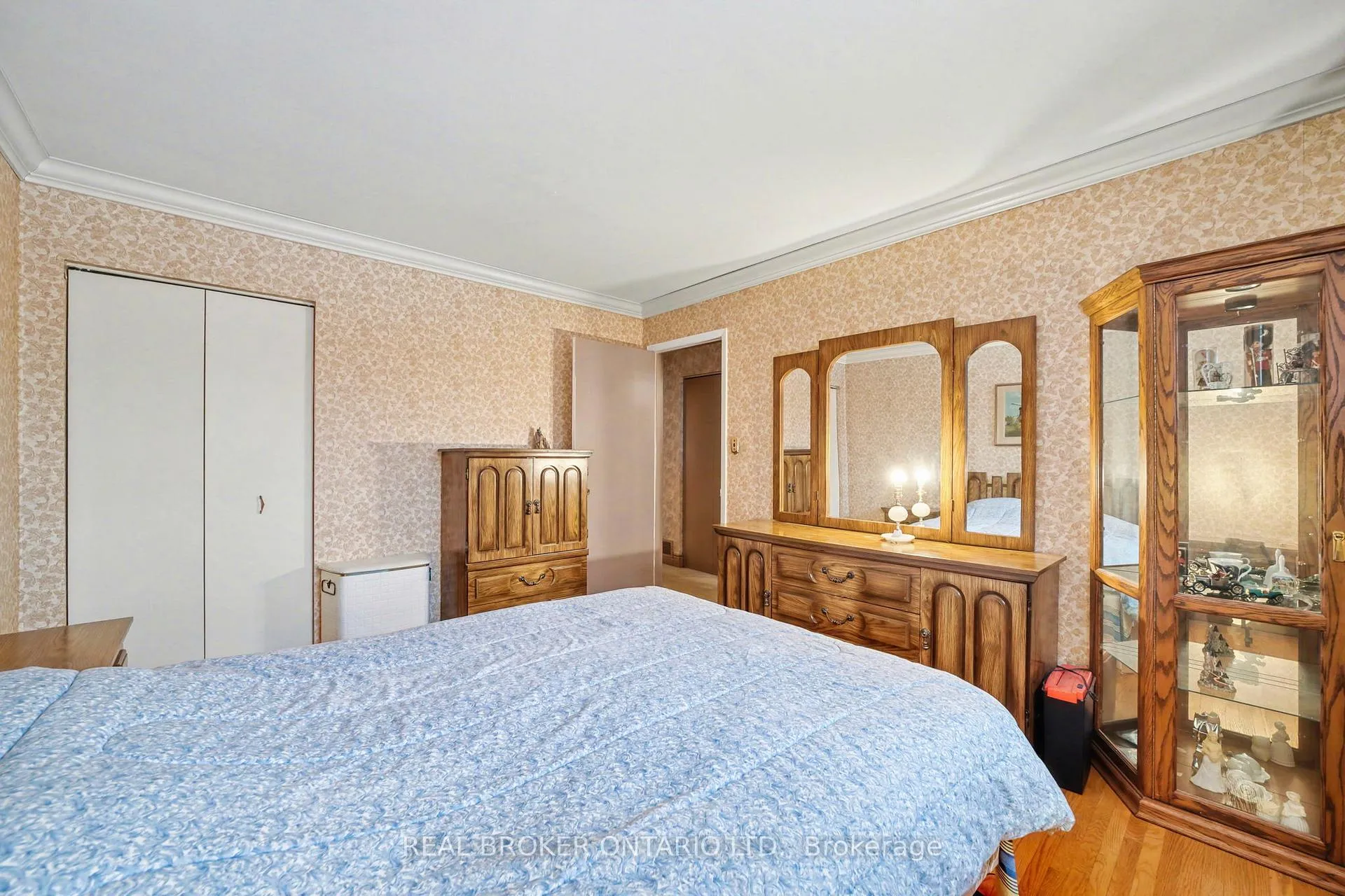 Photo 18 of 40 Flavian Crescent, Brampton, Southgate — HOMEH