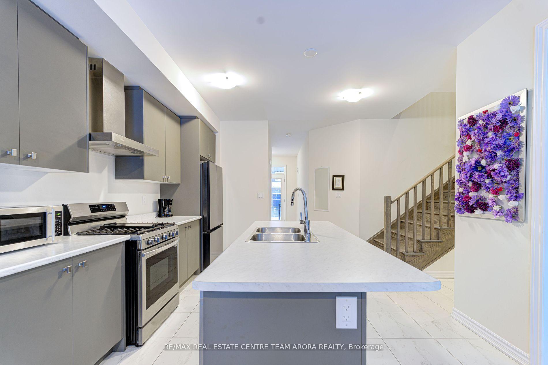 Photo 10 of 9 Sun Haven Lane, Thorold, Rolling Meadows — HOMEH