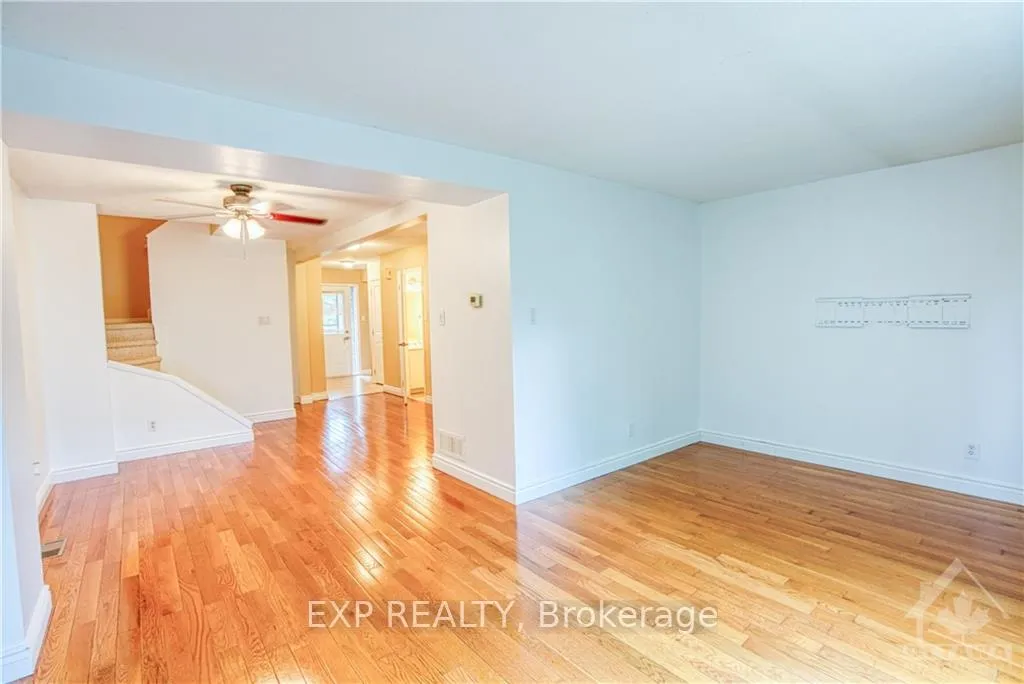 Photo 4 of 55 Royal Field Crescent, Ottawa, Barrhaven - Longfields — HOMEH