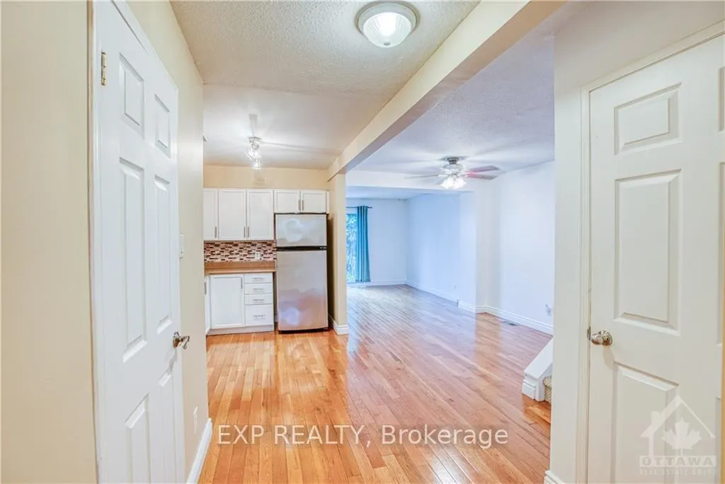 Photo 5 of 55 Royal Field Crescent, Ottawa, Barrhaven - Longfields — HOMEH