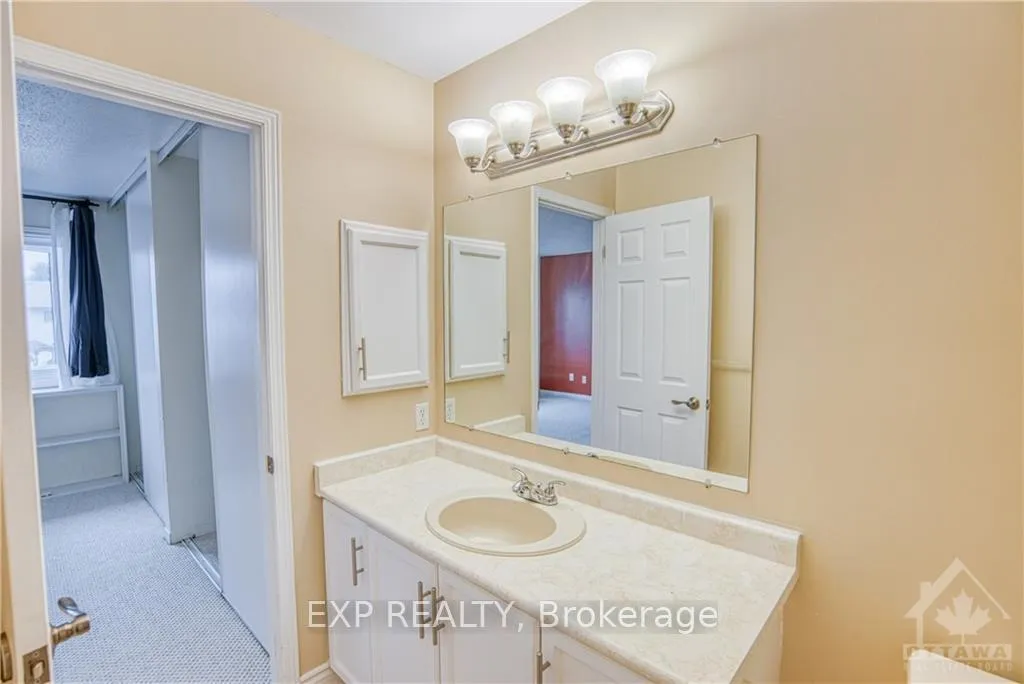 Photo 11 of 55 Royal Field Crescent, Ottawa, Barrhaven - Longfields — HOMEH