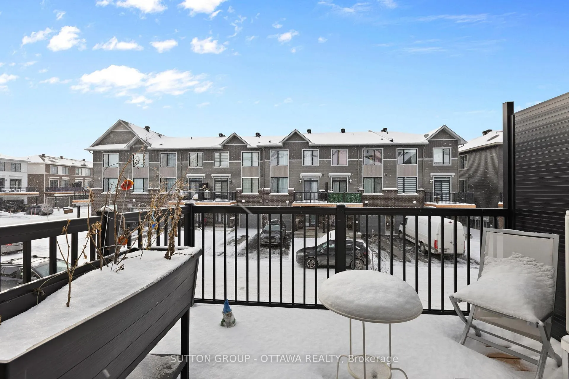 Photo 21 of 806 Glissade Grove, Ottawa, Avalon West — HOMEH