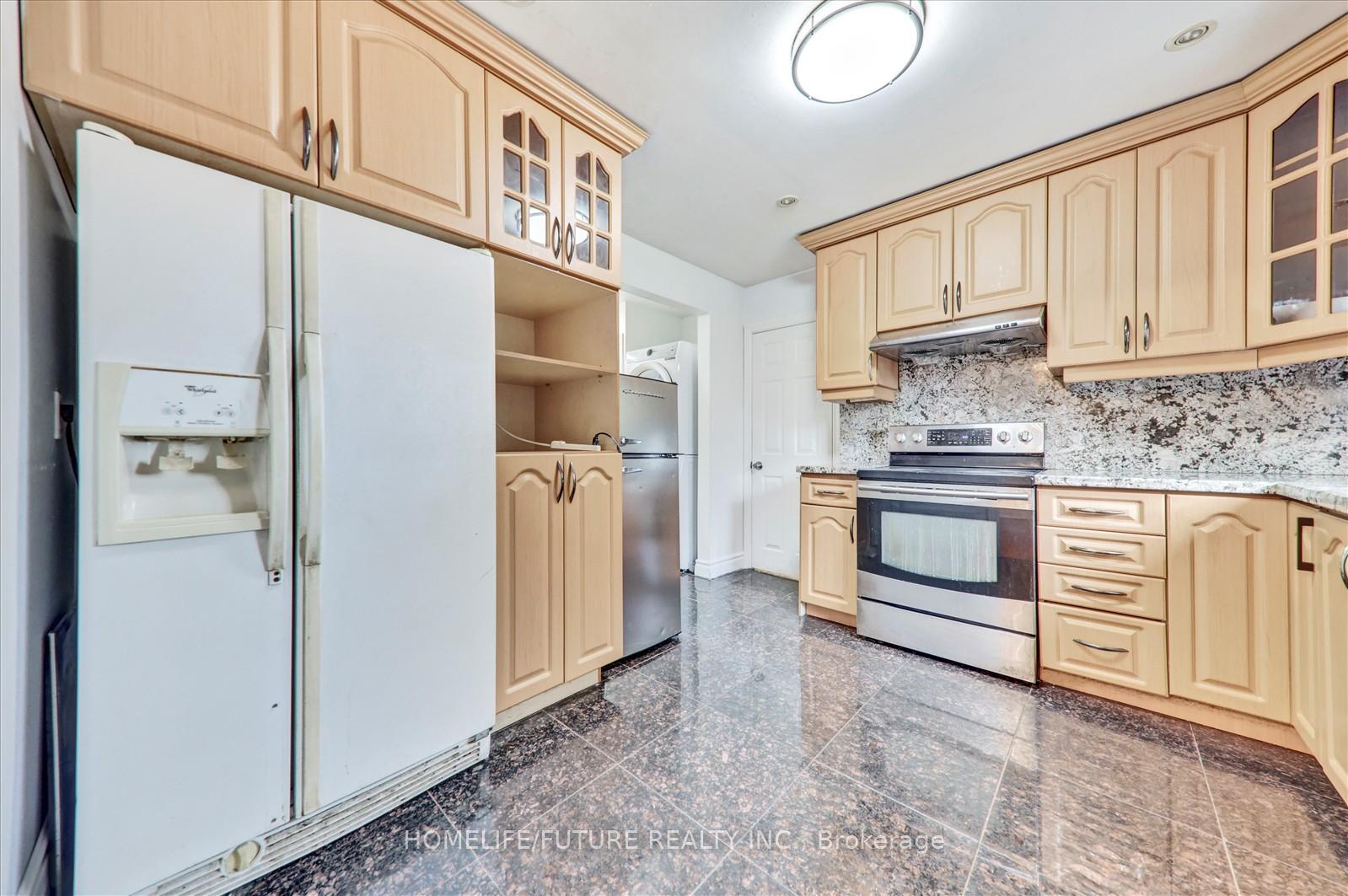 Photo 11 of Unit main & 2nd, 97 Dunsfold Drive, Scarborough, Malvern — HOMEH