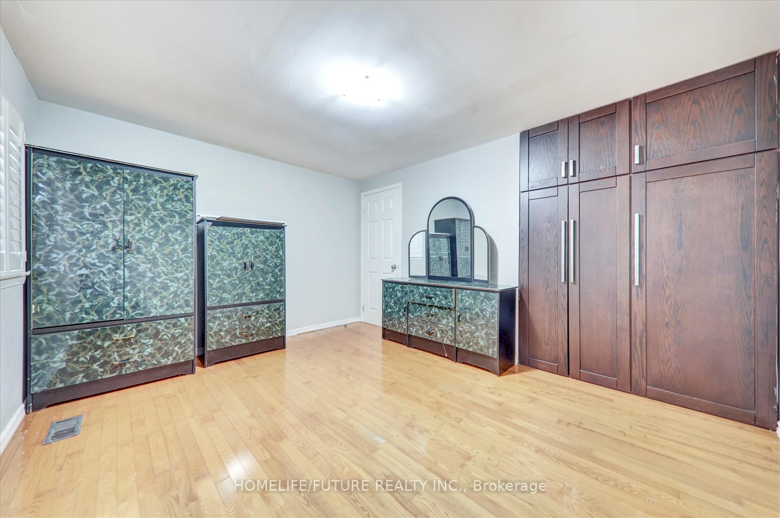 Photo 20 of Unit main & 2nd, 97 Dunsfold Drive, Scarborough, Malvern — HOMEH