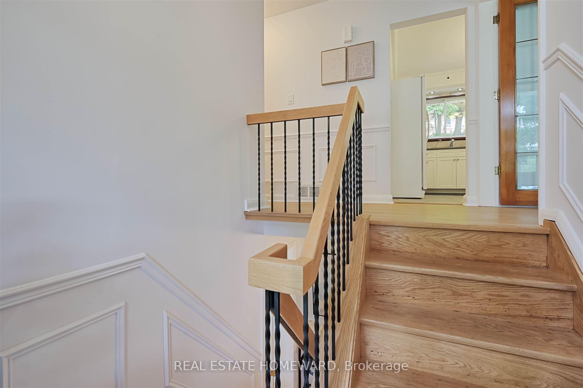 Photo 3 of 8 Burnview Crescent, Scarborough, Woburn — HOMEH