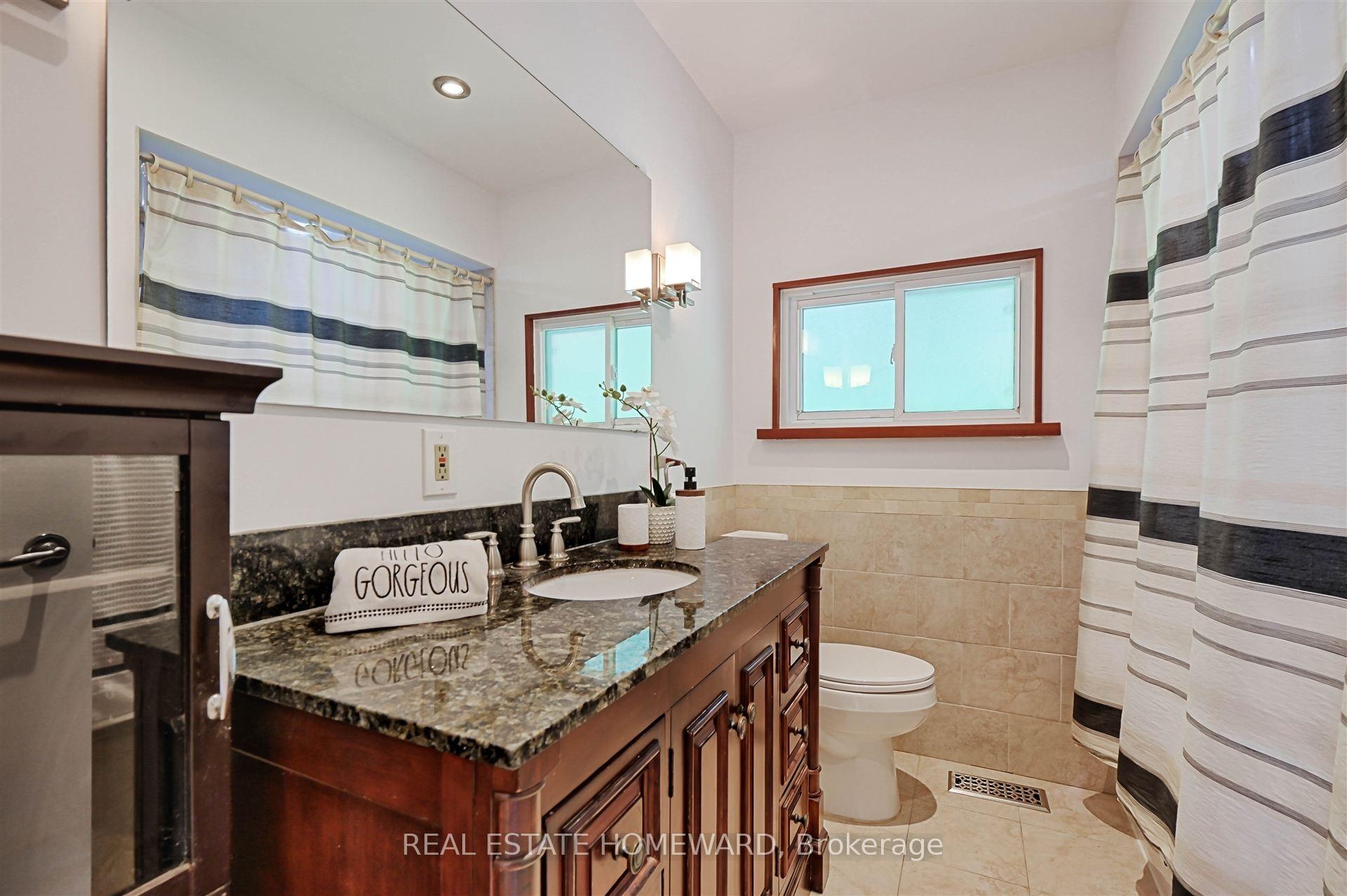 Photo 17 of 8 Burnview Crescent, Scarborough, Woburn — HOMEH
