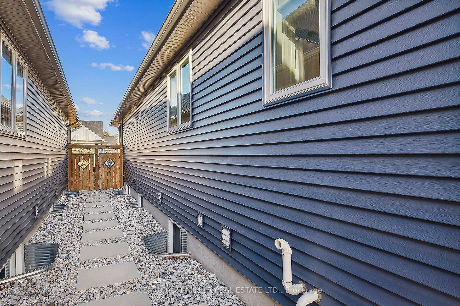 Photo 35 of 10 Campbell Street, Thorold, Hurricane/Merrittville — HOMEH