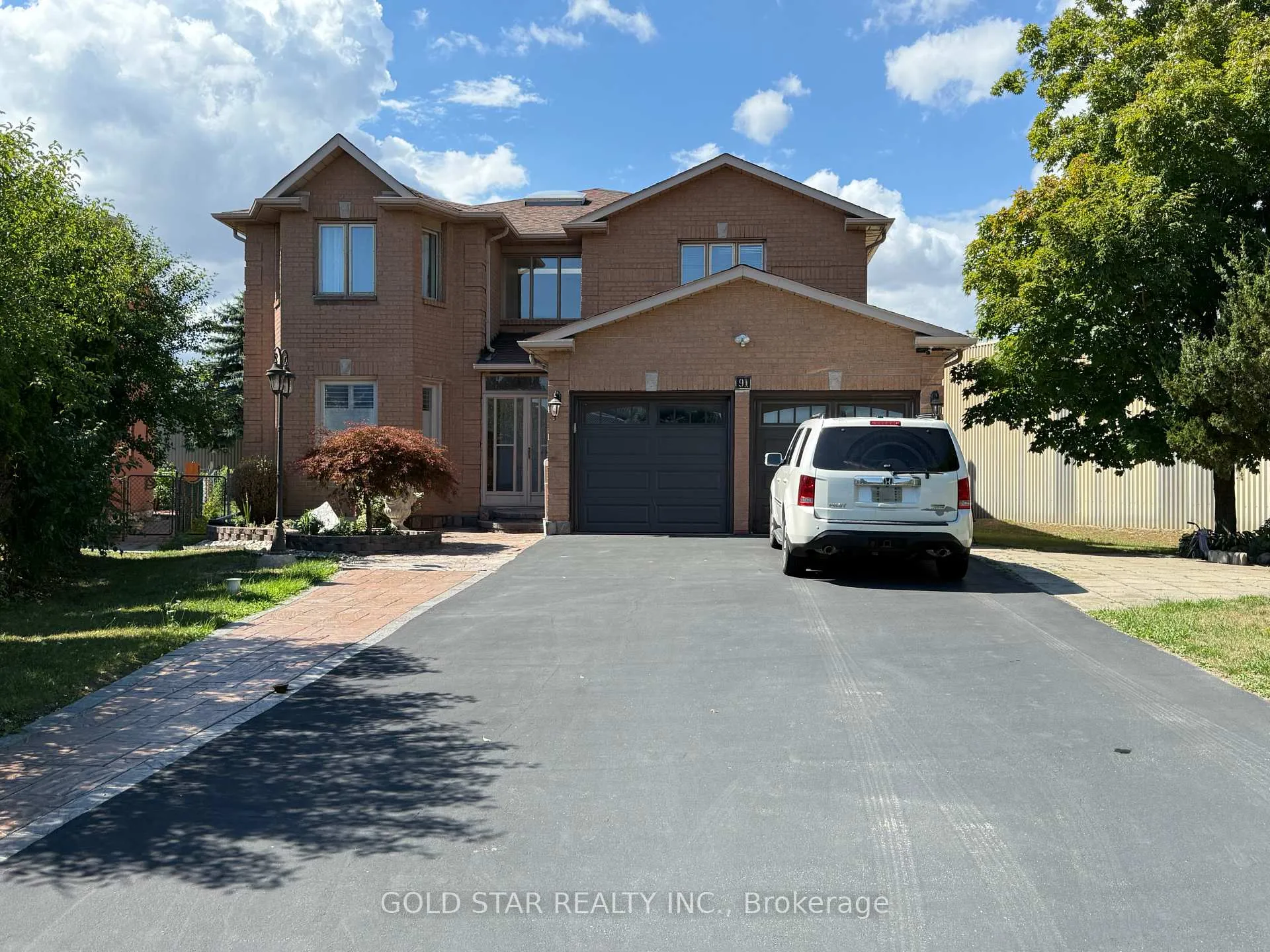 Front of 91 Lavery Trail