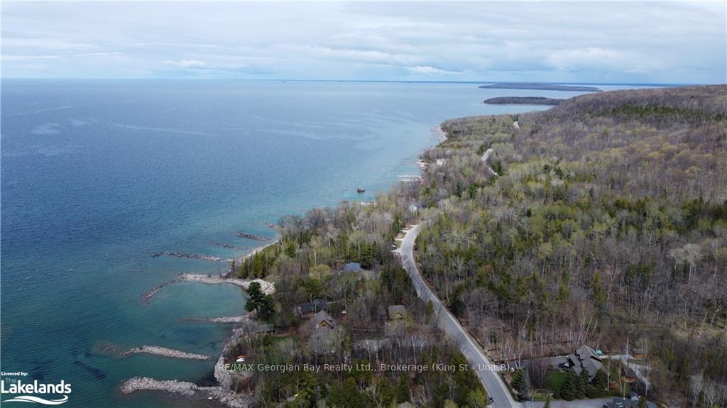 Photo 7 of 465 Silver Birch Drive, Tiny, Rural Tiny — HOMEH