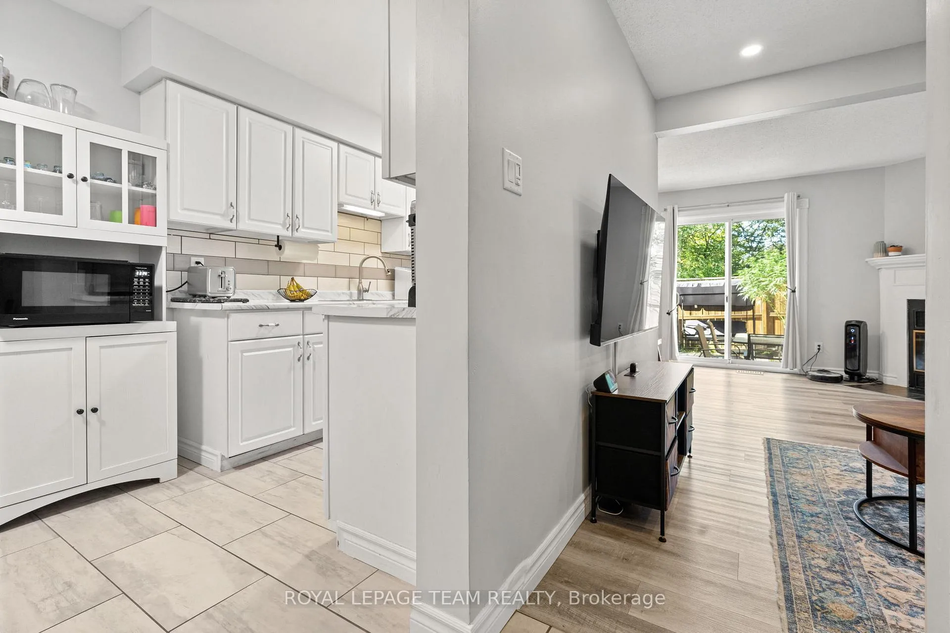 Photo 6 of 1578 Cheevers Crescent, Ottawa, Fallingbrook/Pineridge — HOMEH